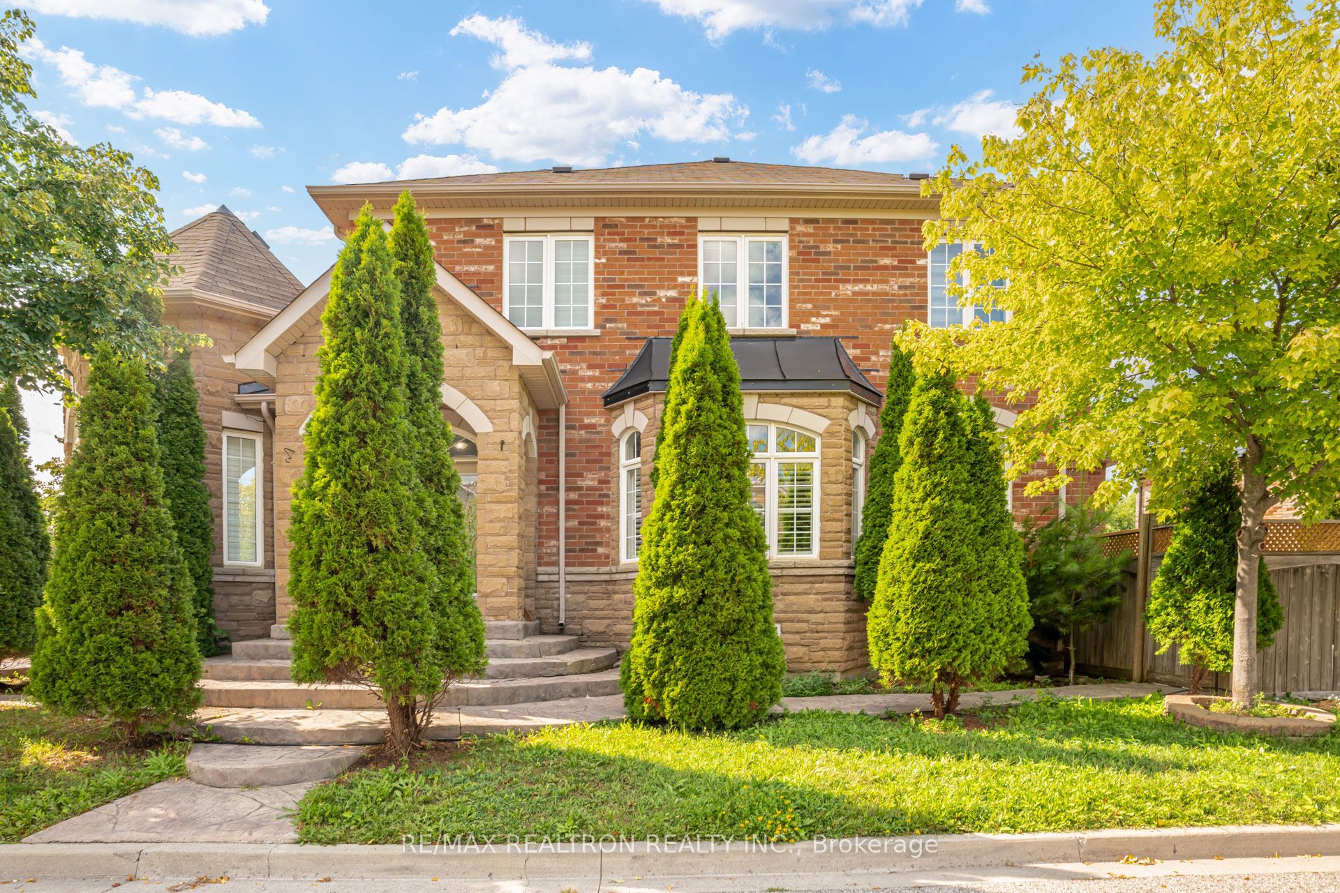 14 Kentview Crescent, Markham, ON L6B 0E2 photo 3