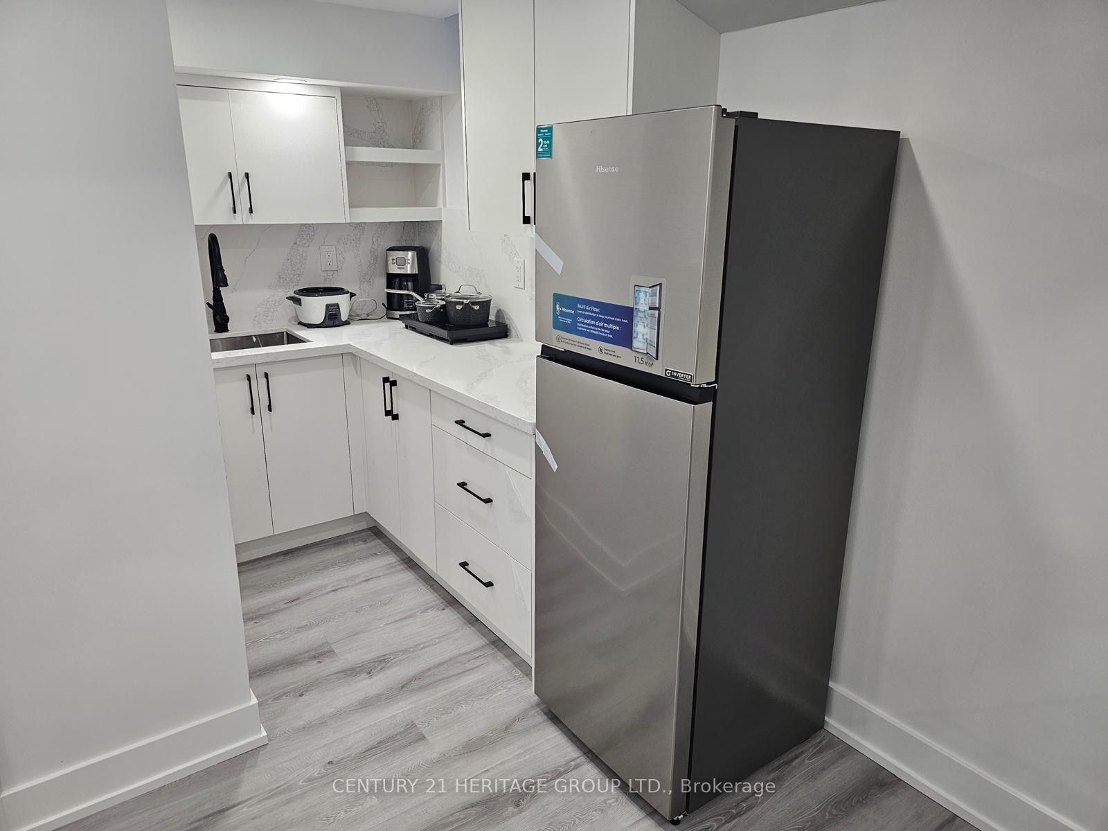 111 Hudson Crescent BSMNT, Bradford West Gwillimbury, ON L3Z 2Y7 photo 4