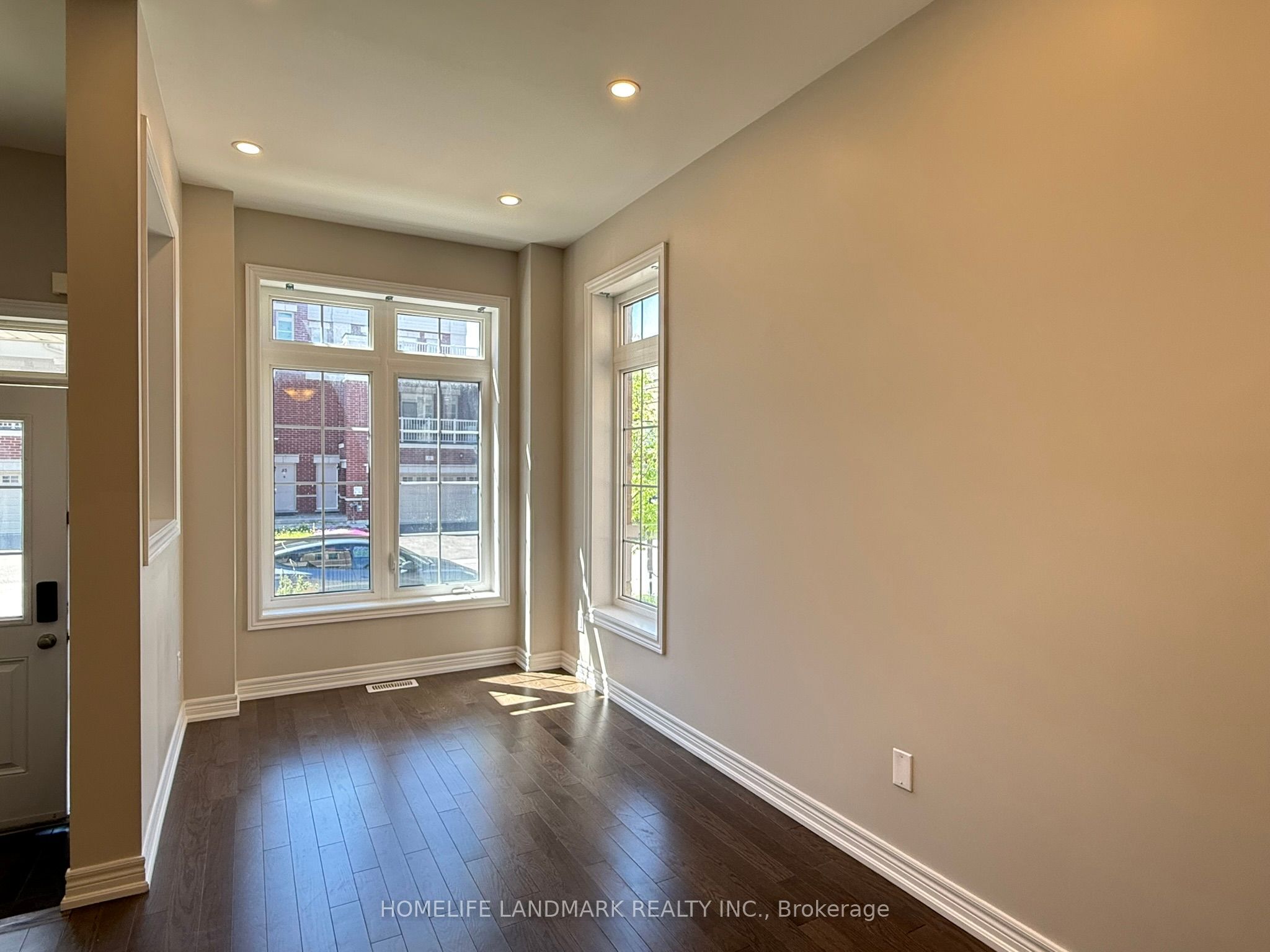 52 Luzon Avenue, Markham, ON L6B 1N6 photo 3