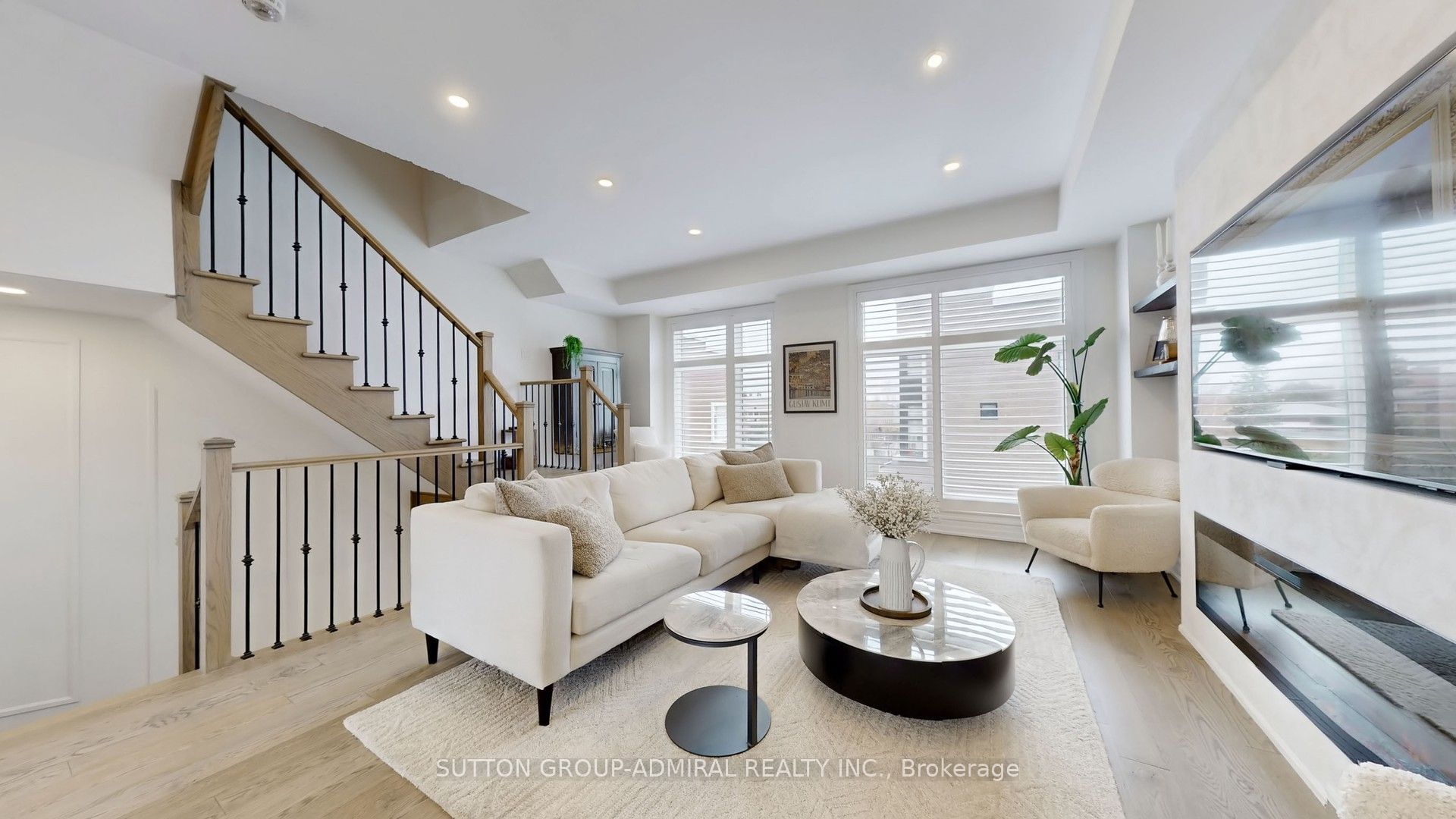 60 Juneau Street, Vaughan, ON L4L 0H6 photo 2