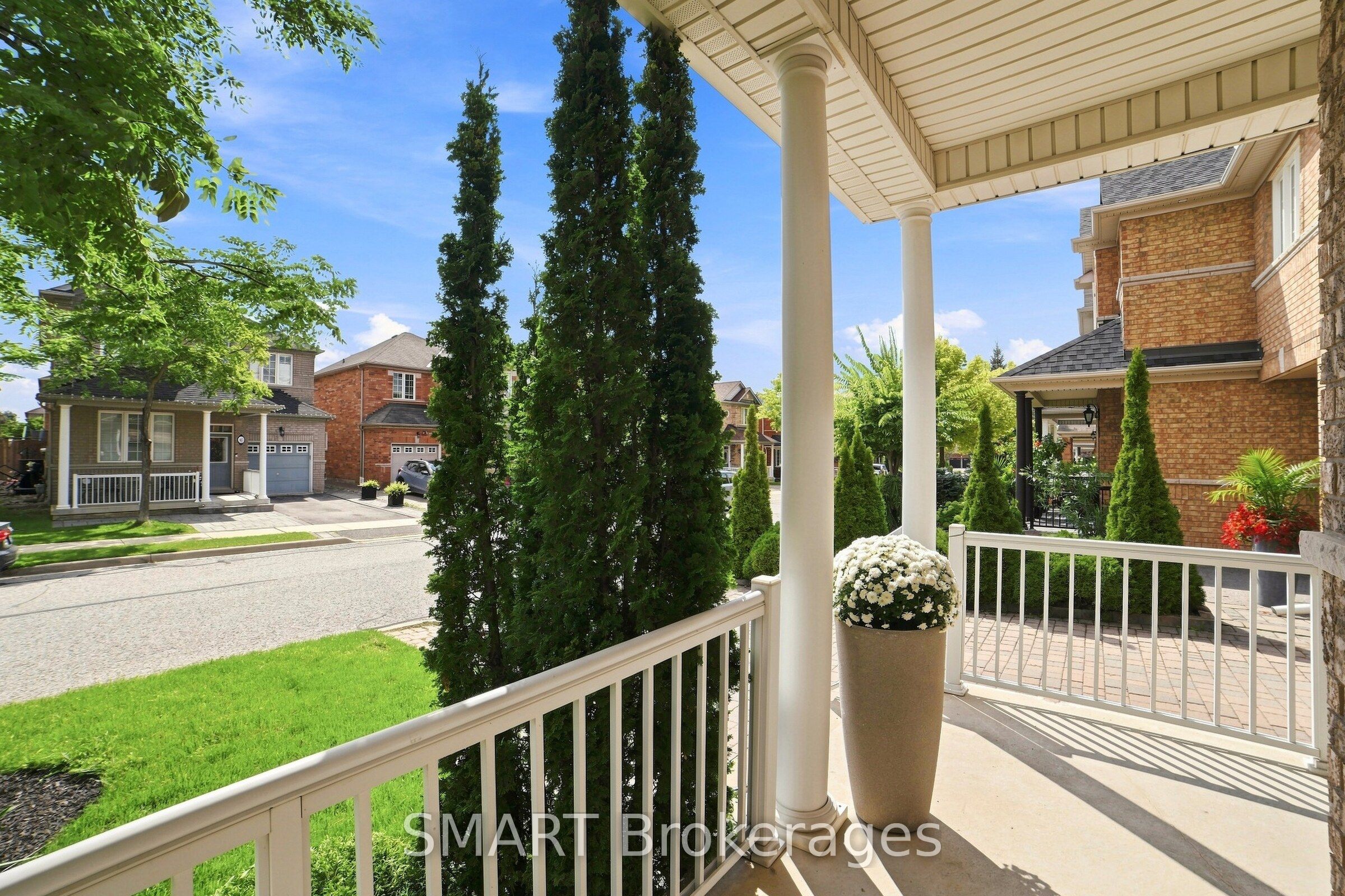 96 Capera Drive, Vaughan, ON L4H 3K3 photo 2