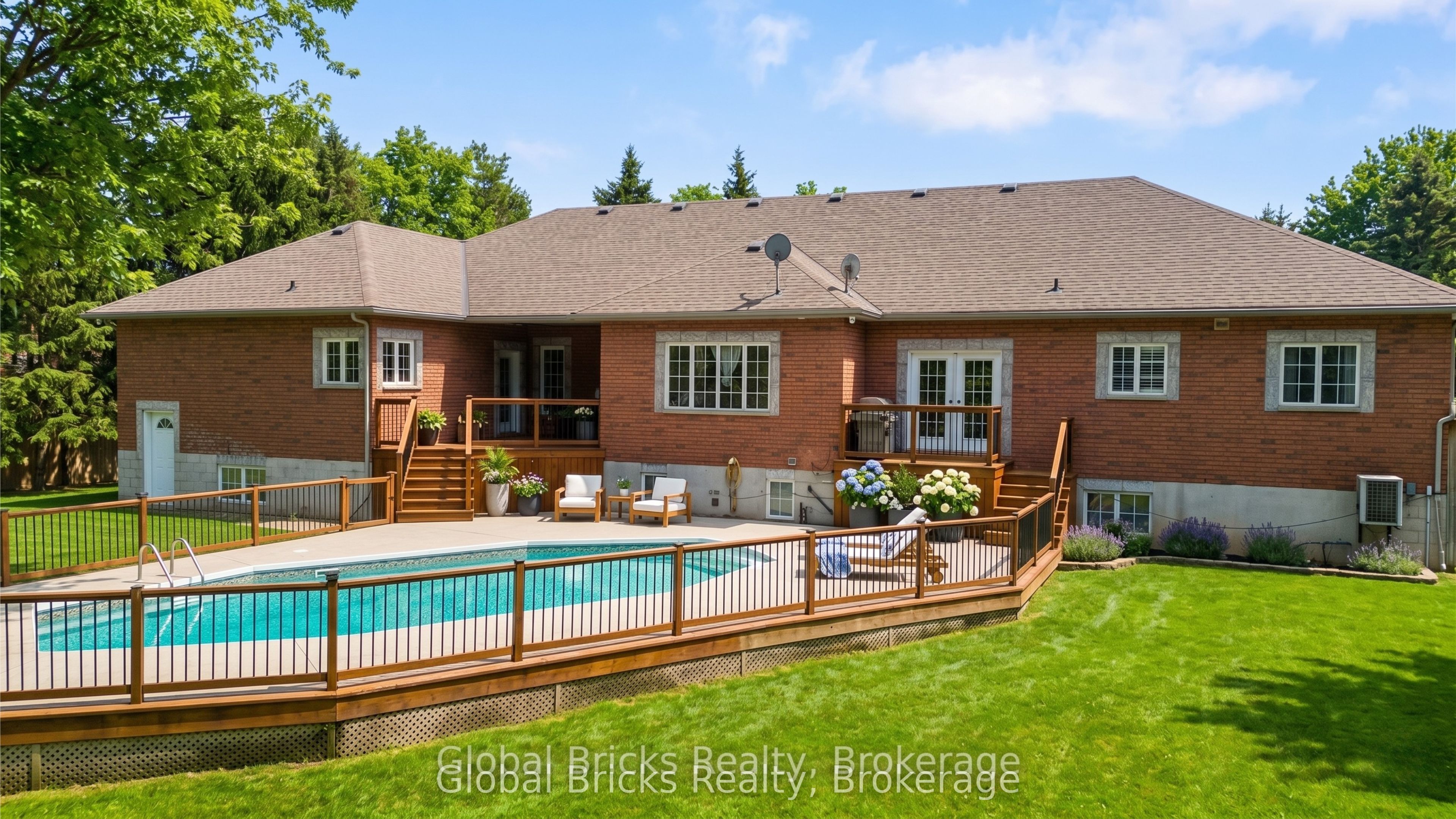 14 Fisher Drive, Adjala-Tosorontio, ON L0M 1J0 photo 3