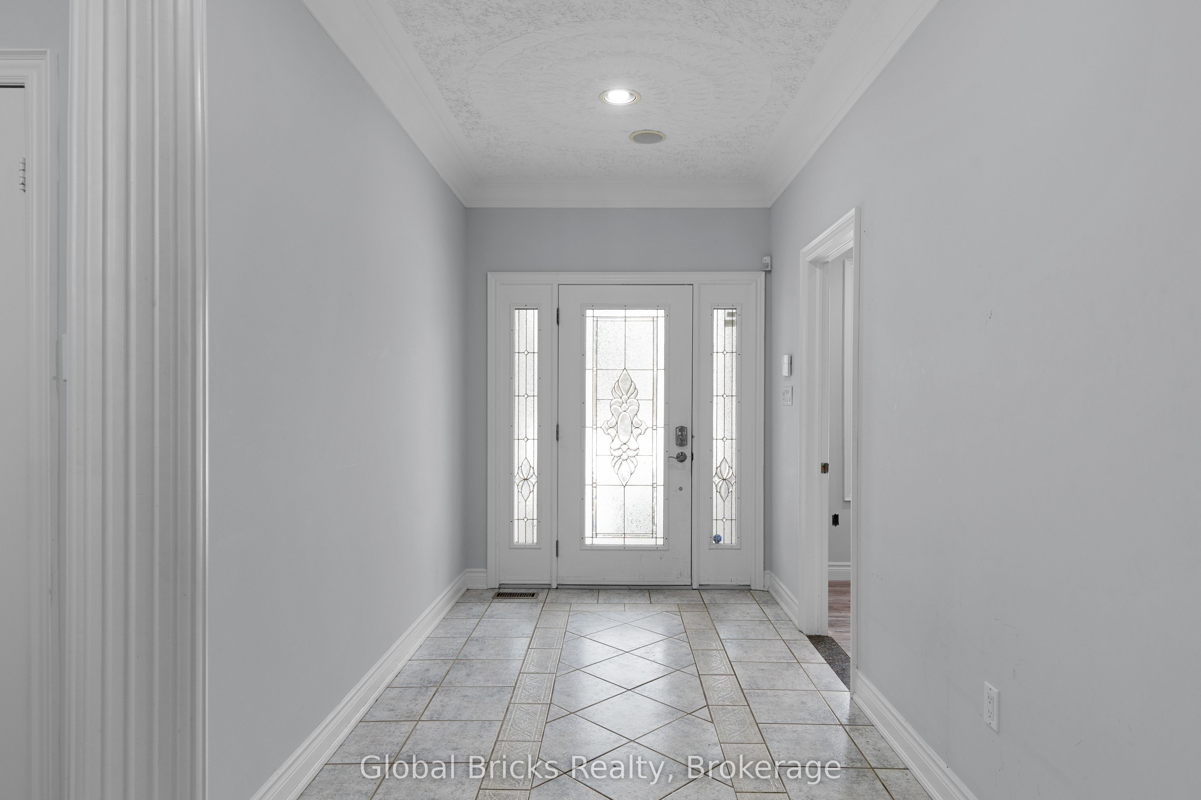 14 Fisher Drive, Adjala-Tosorontio, ON L0M 1J0 photo 4
