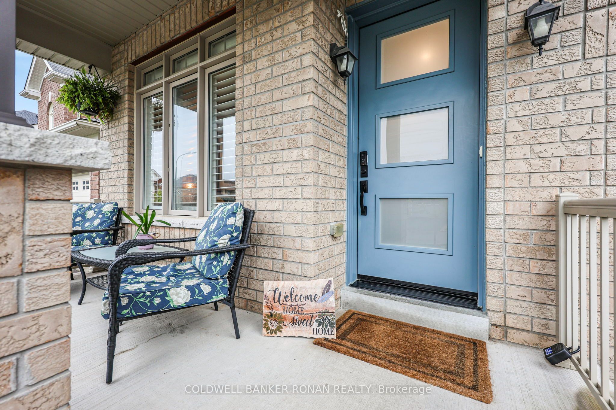 190 Strachan Trail, New Tecumseth, ON L0G 1A0 photo 2
