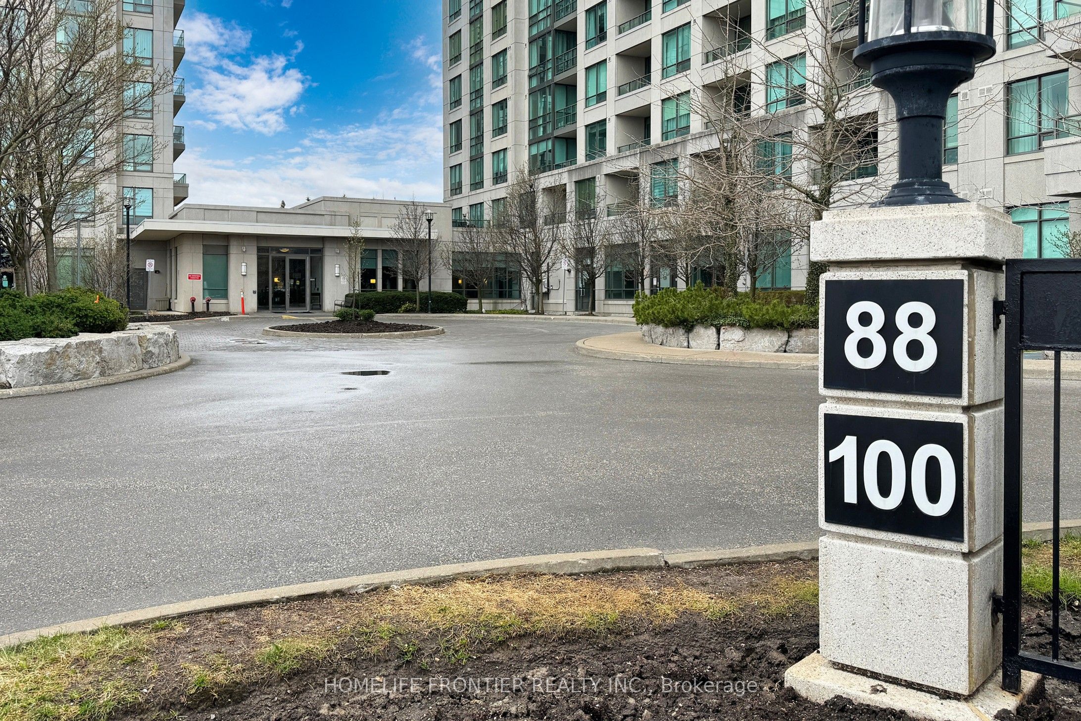 100 Promenade Circle 610, Vaughan, ON L4J 7W7 photo 4