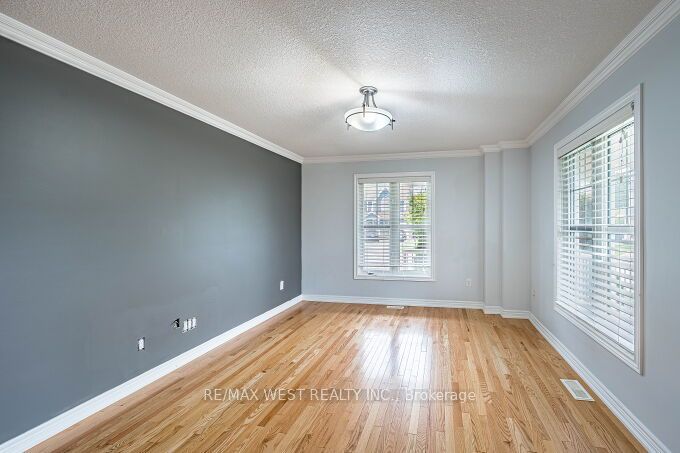 100 Swenson Street, New Tecumseth, ON L9R 1V2 photo 5