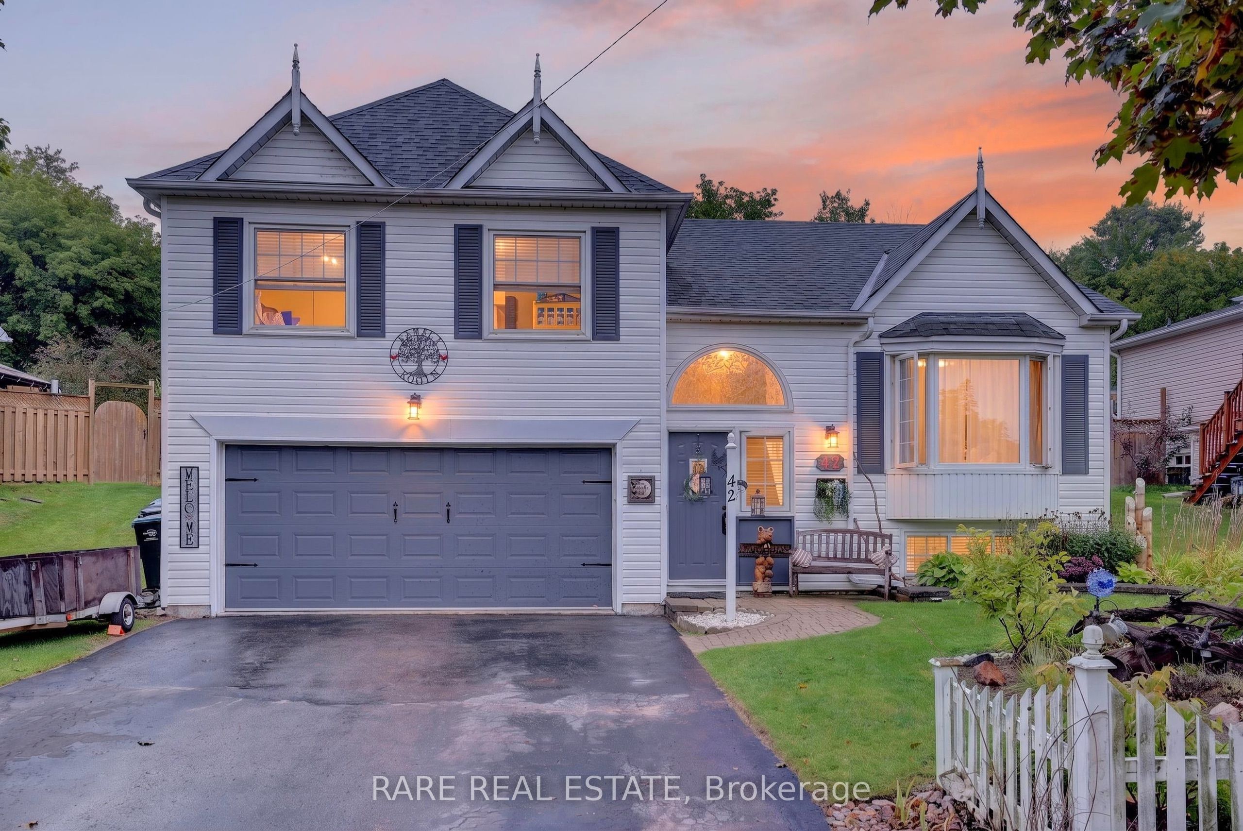 42 Michael Street, Essa, ON L0M 1B5