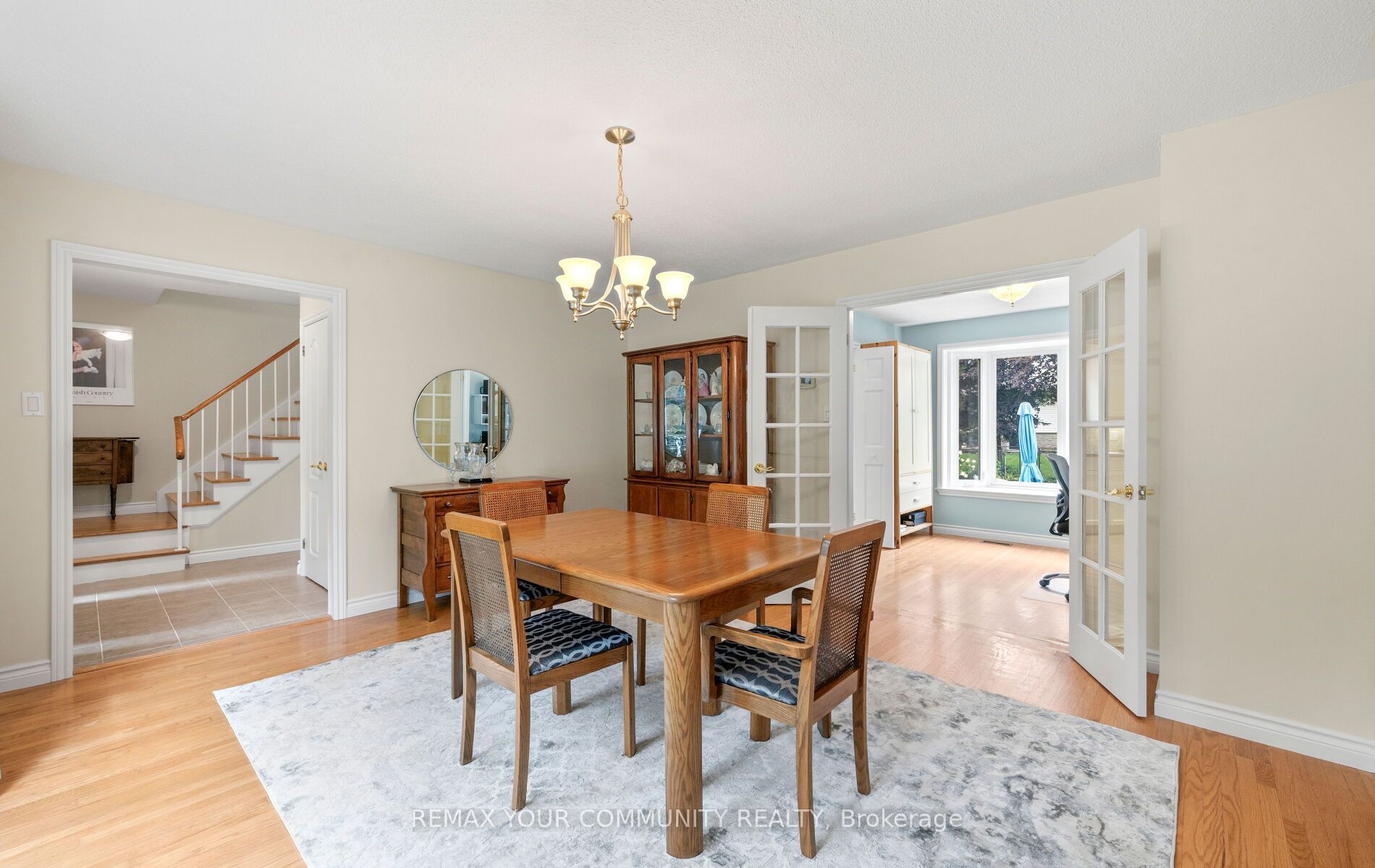 10 Glenview Drive, Aurora, ON L4G 2G8 photo 5
