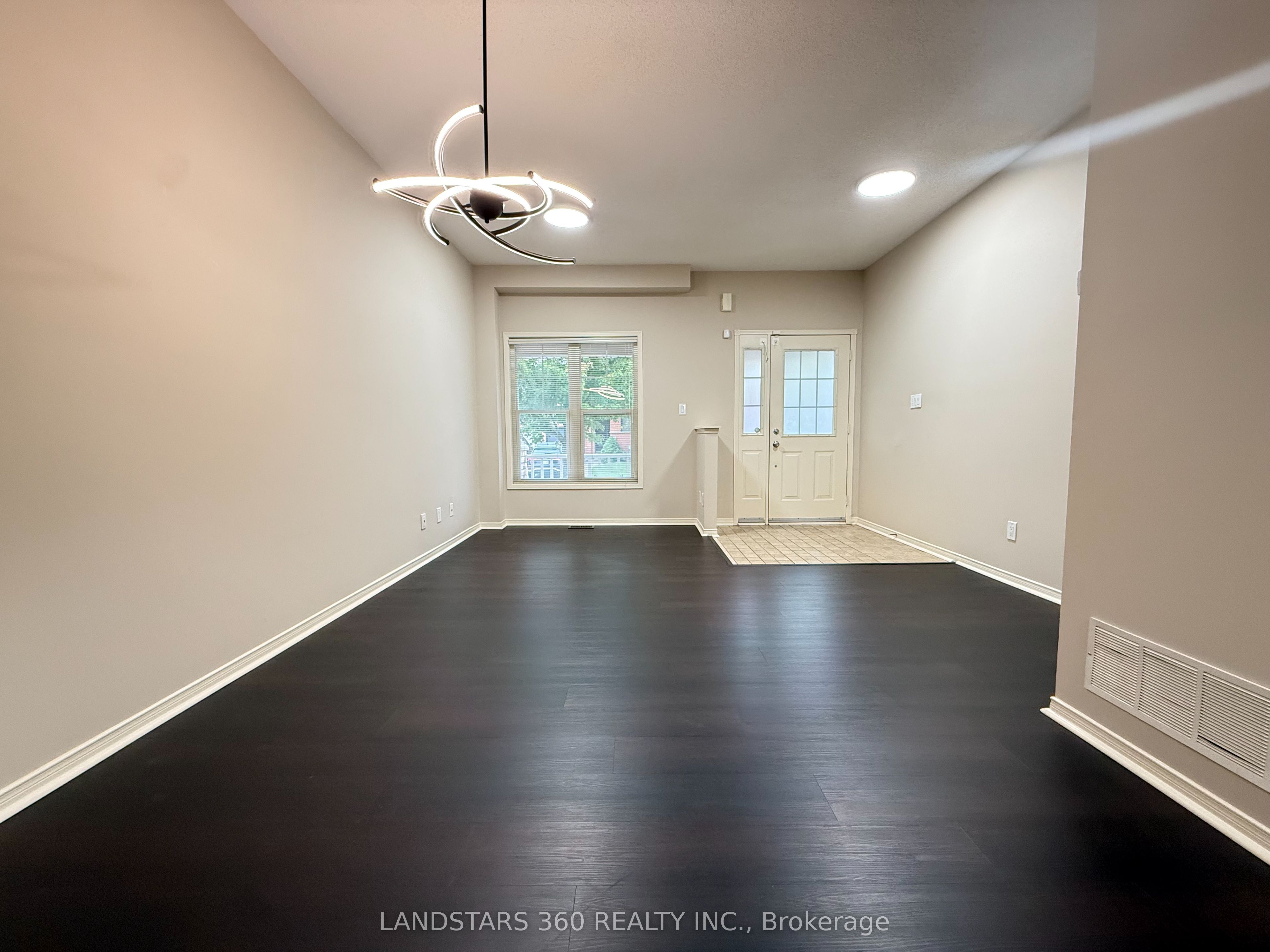 46 Holtby Street, Richmond Hill, ON L4E 4W8 photo 4