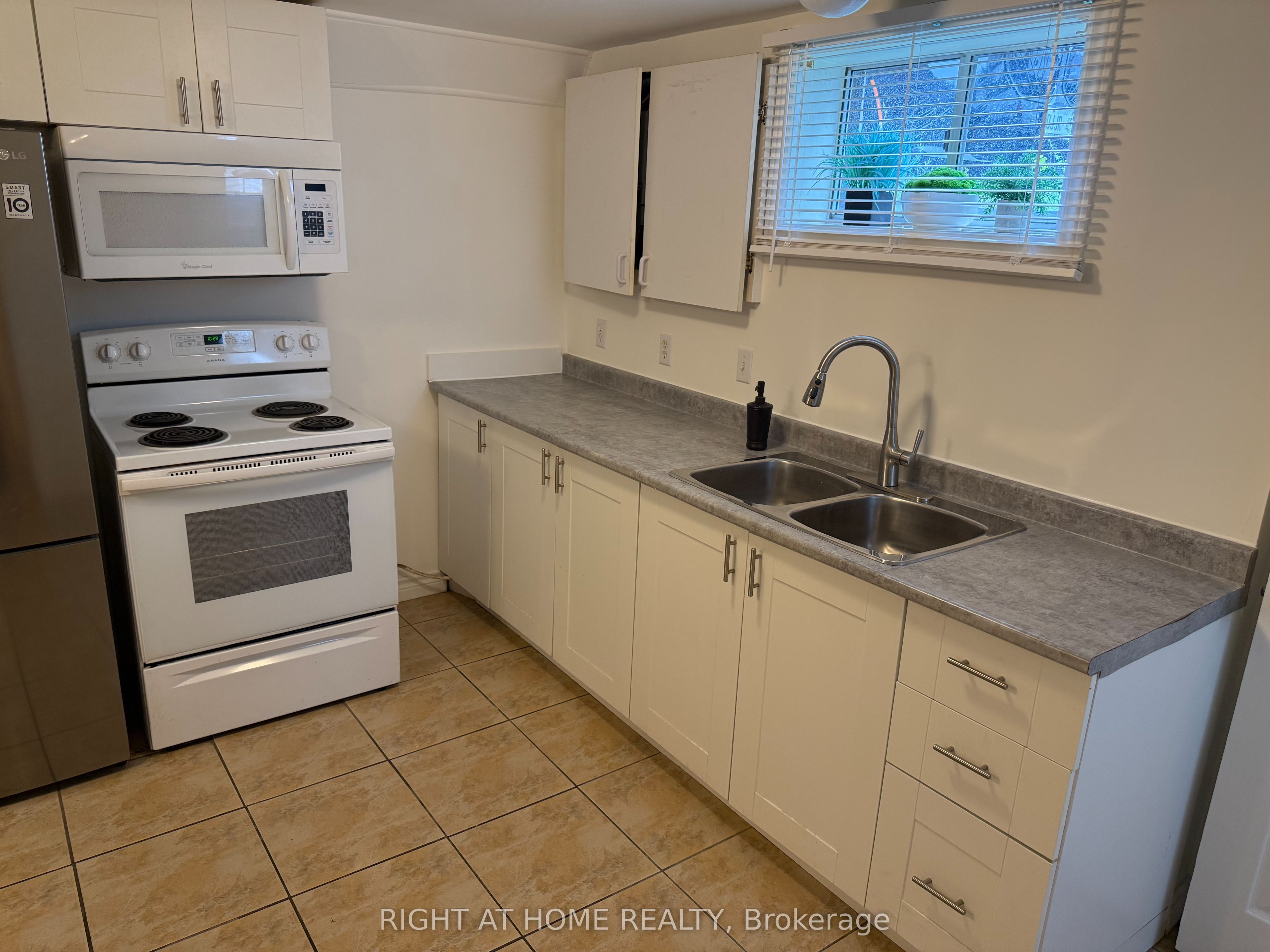 24 Morgan Avenue, Markham, ON L3T 1R1 photo 2