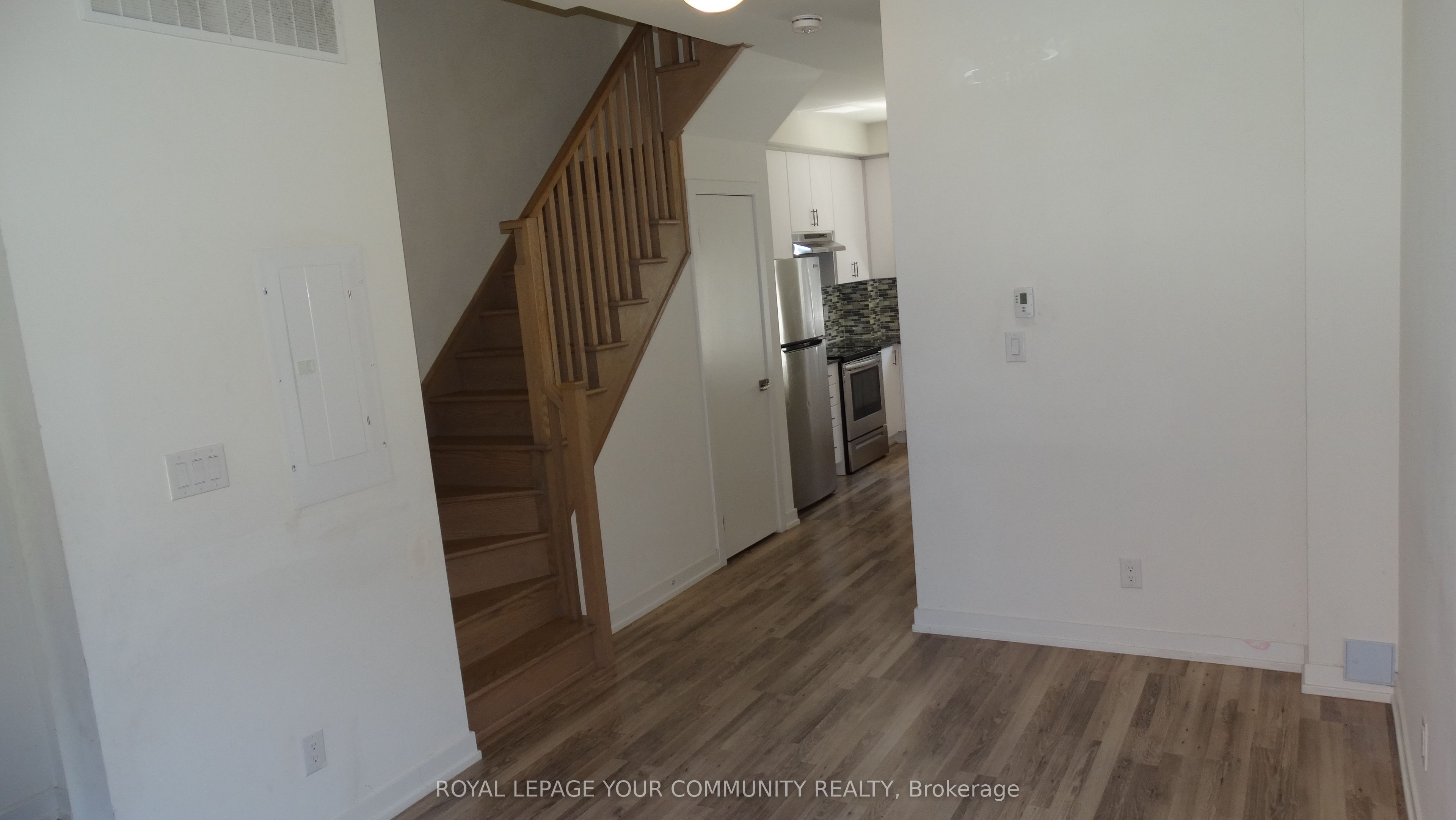 370C Red Maple Road 70, Richmond Hill, ON L4C 6P5 photo 5