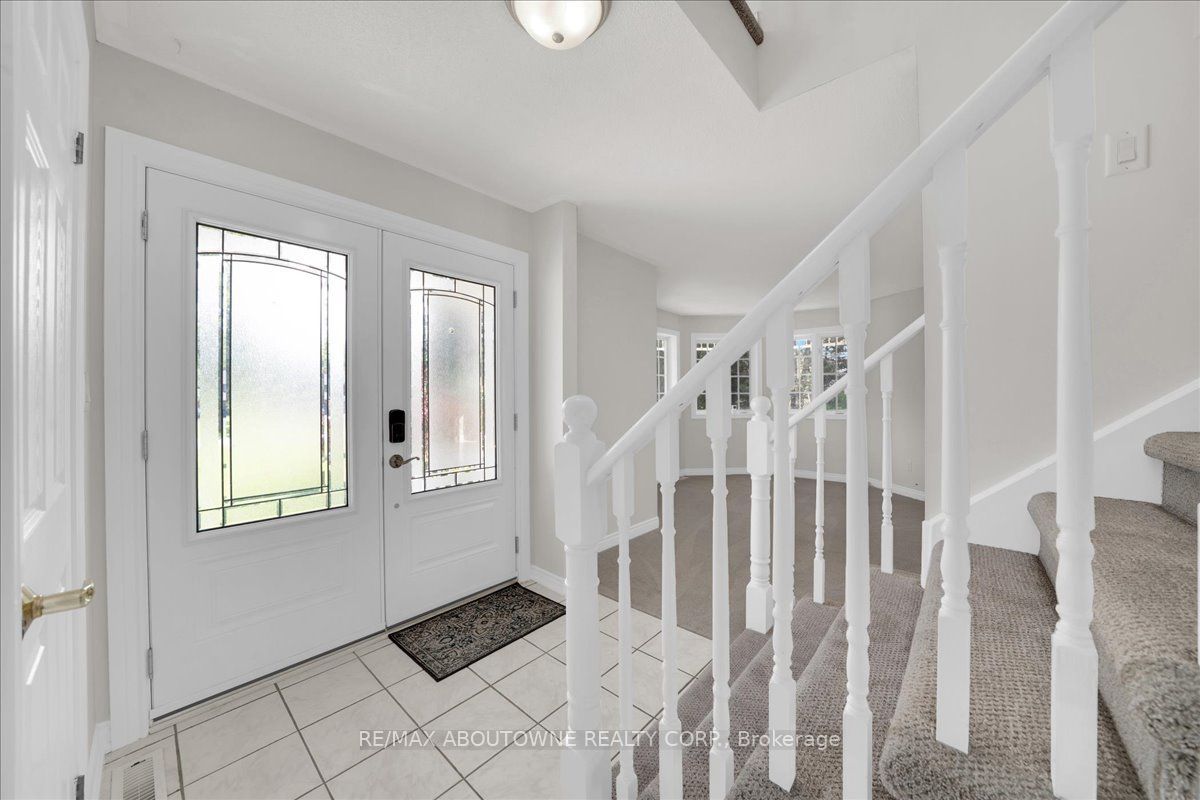 20 Pineview Trail, Essa, ON L0M 1T0 photo 5