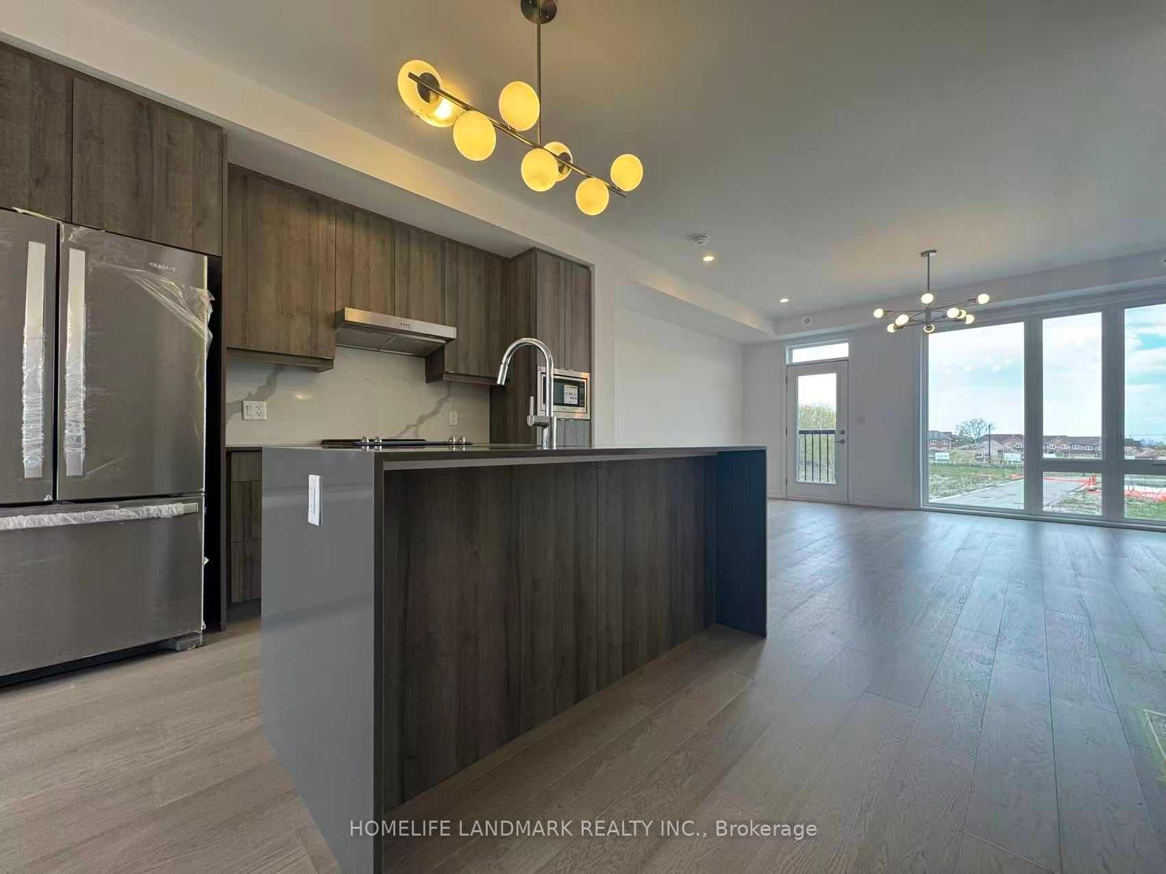 17 Bancroft Lane, Richmond Hill, ON L4E 1M1 photo 2
