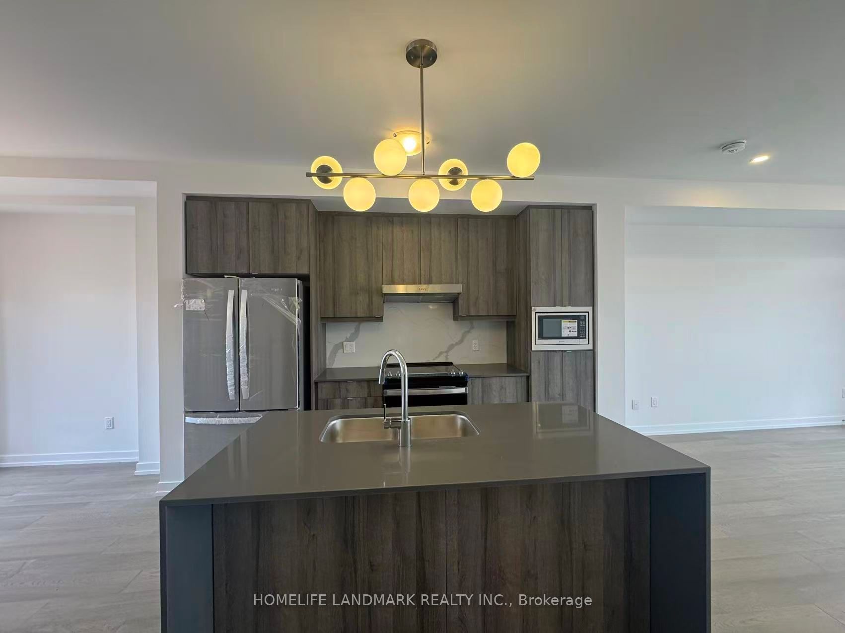 17 Bancroft Lane, Richmond Hill, ON L4E 1M1 photo 3