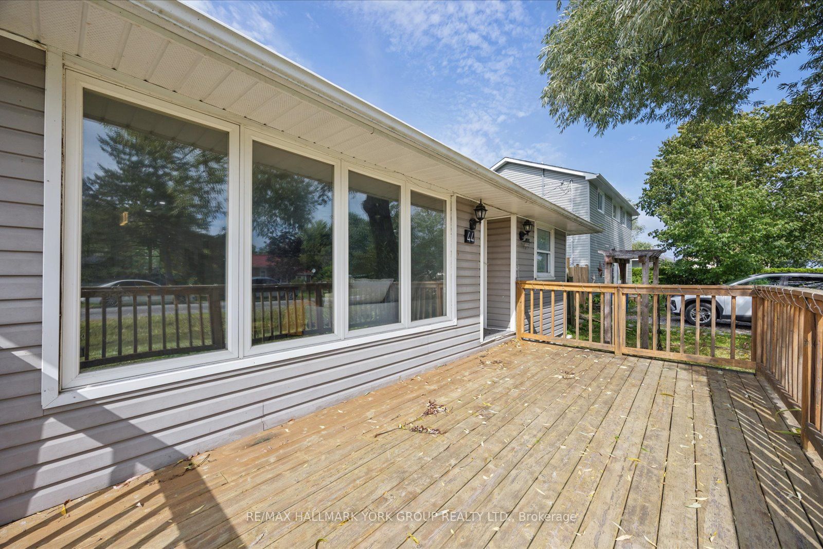 44 Glenview Avenue, Georgina, ON L0E 1N0 photo 4