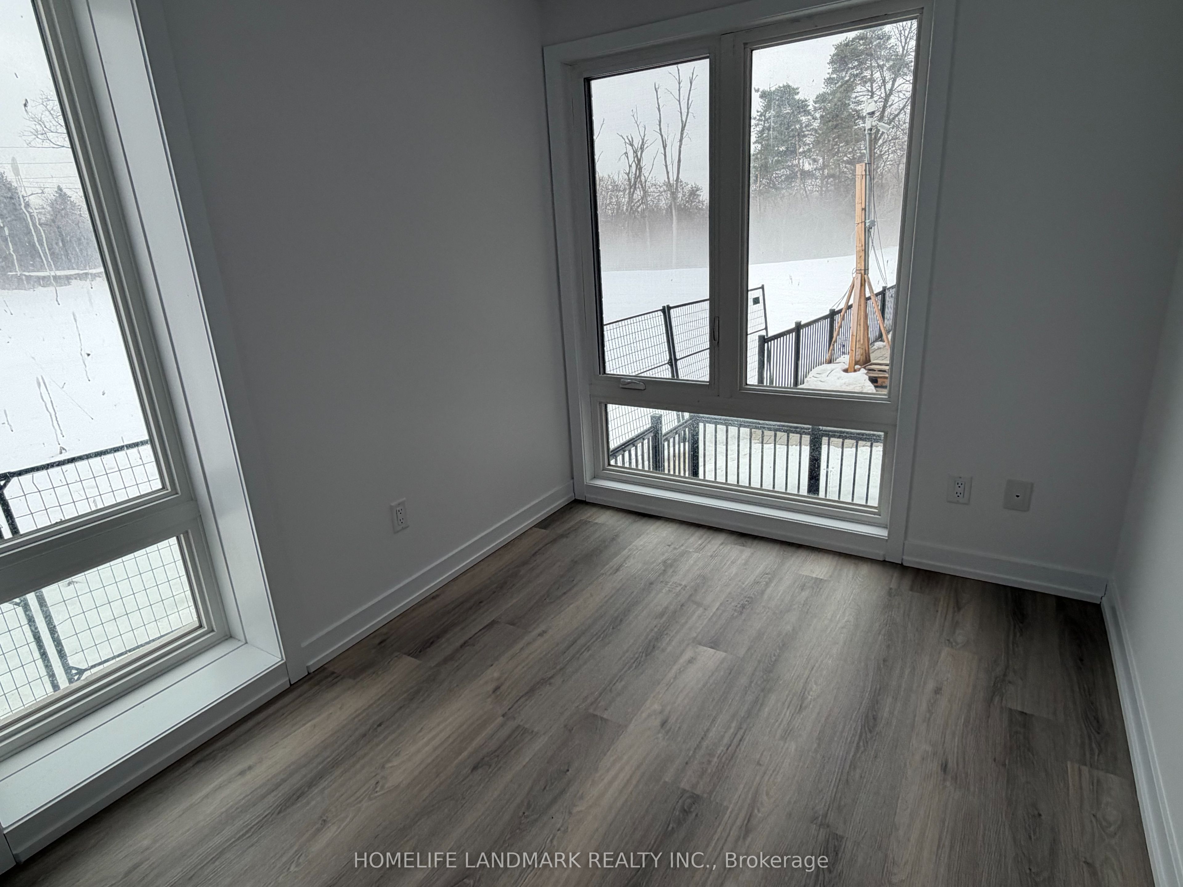 5 Bancroft Lane 301, Richmond Hill, ON L4E 1M1 photo 5
