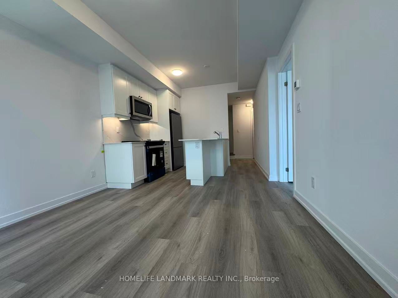 5 Bancroft Lane 311, Richmond Hill, ON L4E 1M1 photo 2