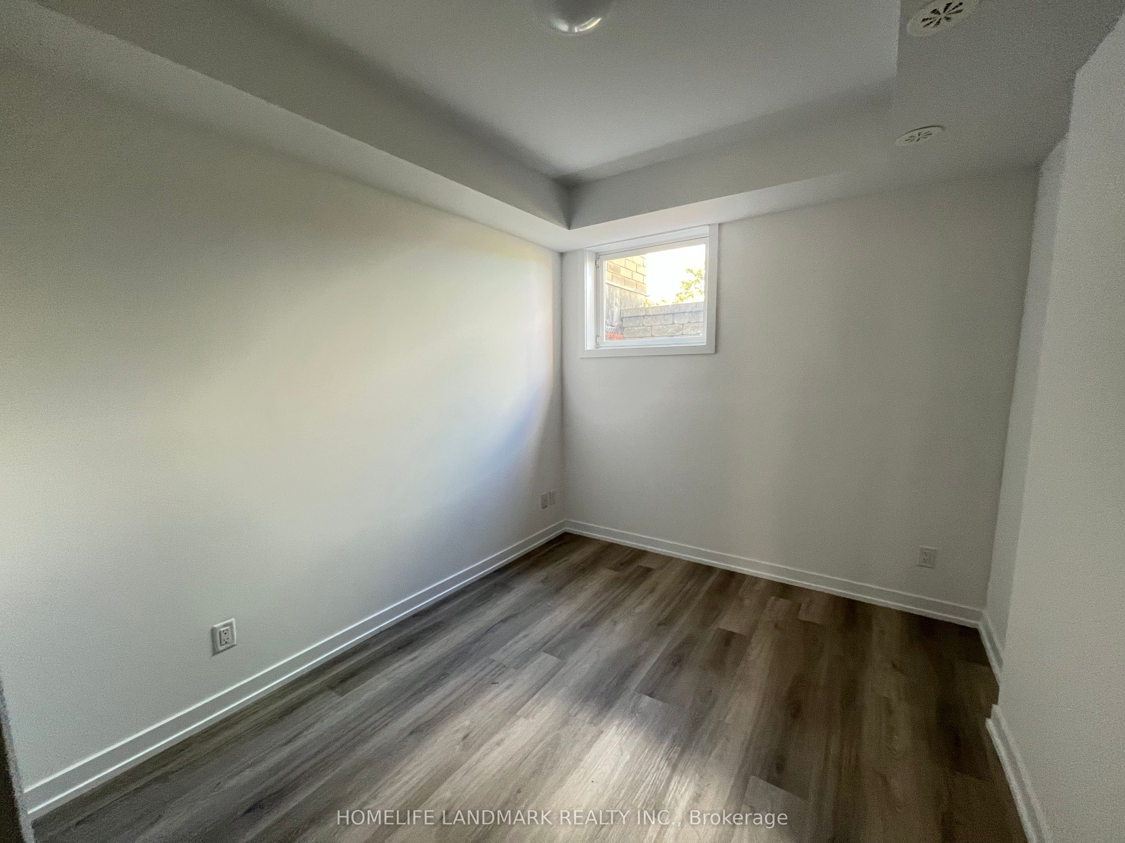 5 Bancroft Lane 316, Richmond Hill, ON L4E 1M1 photo 4