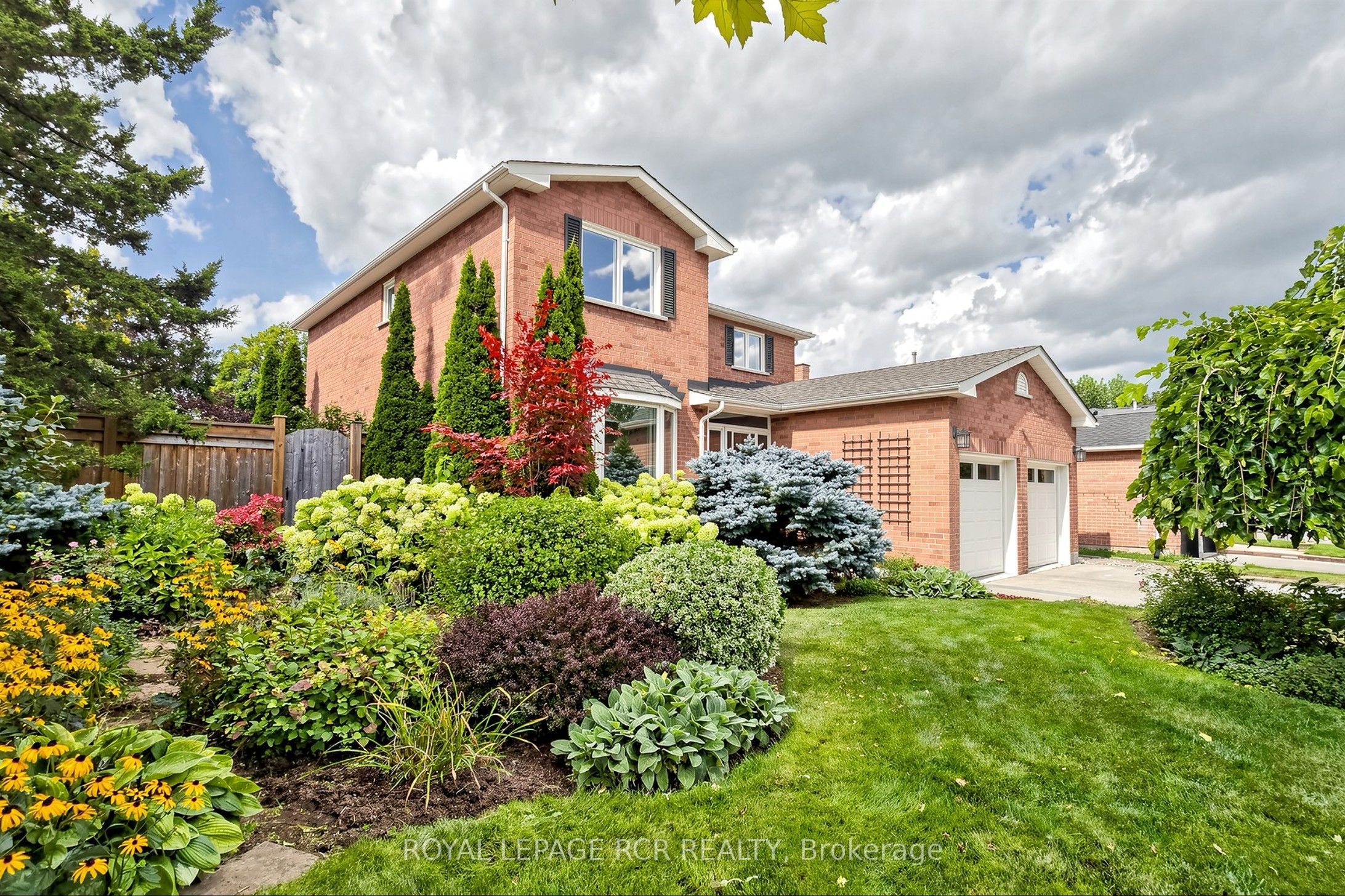 981 Krista Court, Newmarket, ON L3Y 7E9 photo 4