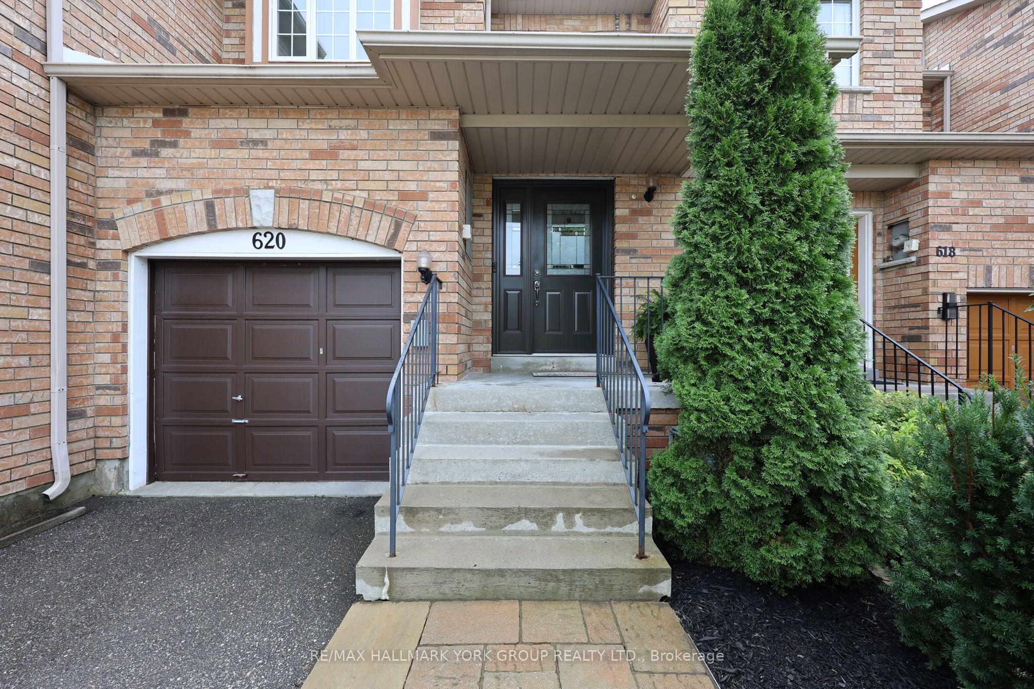 620 Bondi Avenue, Newmarket, ON L3Y 8S8 photo 4