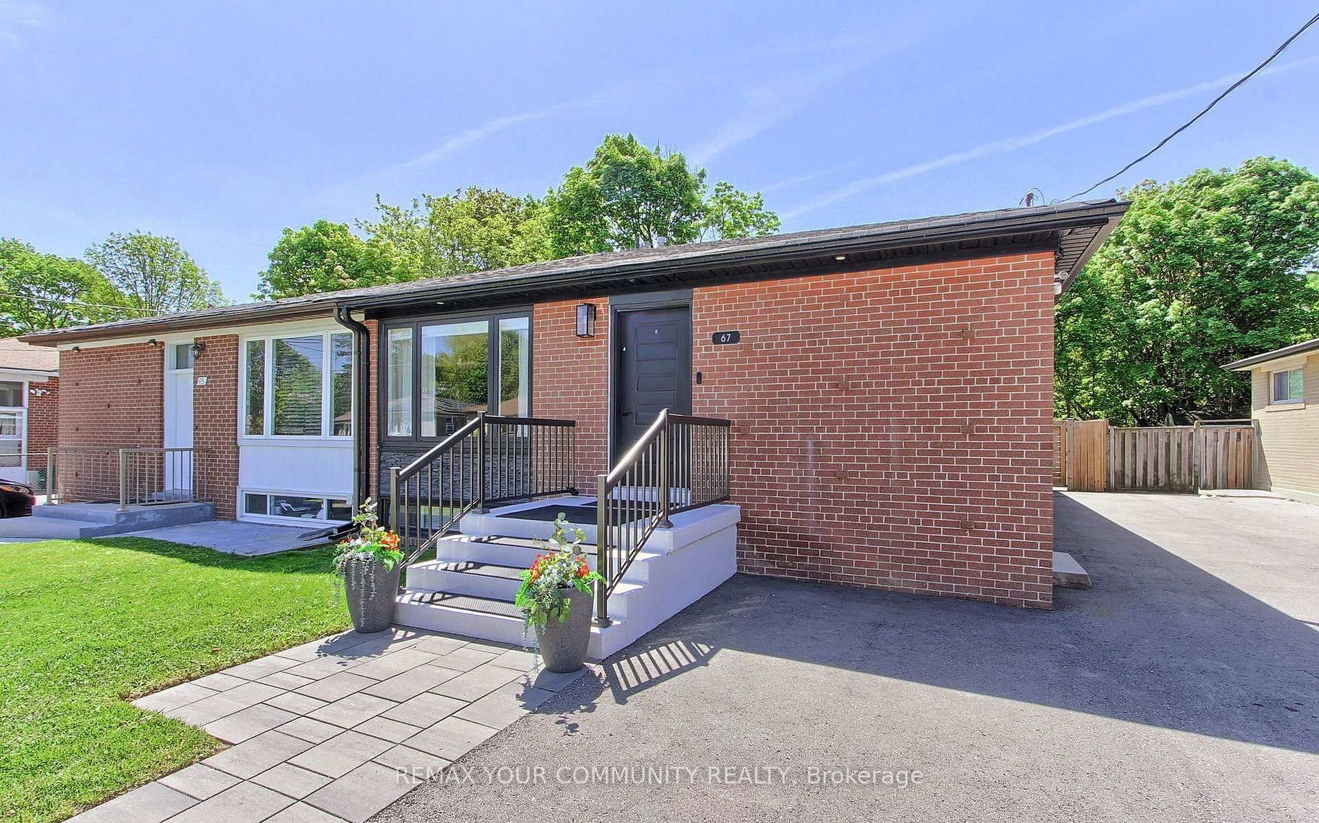 67 Davis Road Main Floor w/o basement, Aurora, ON L4G 2B4