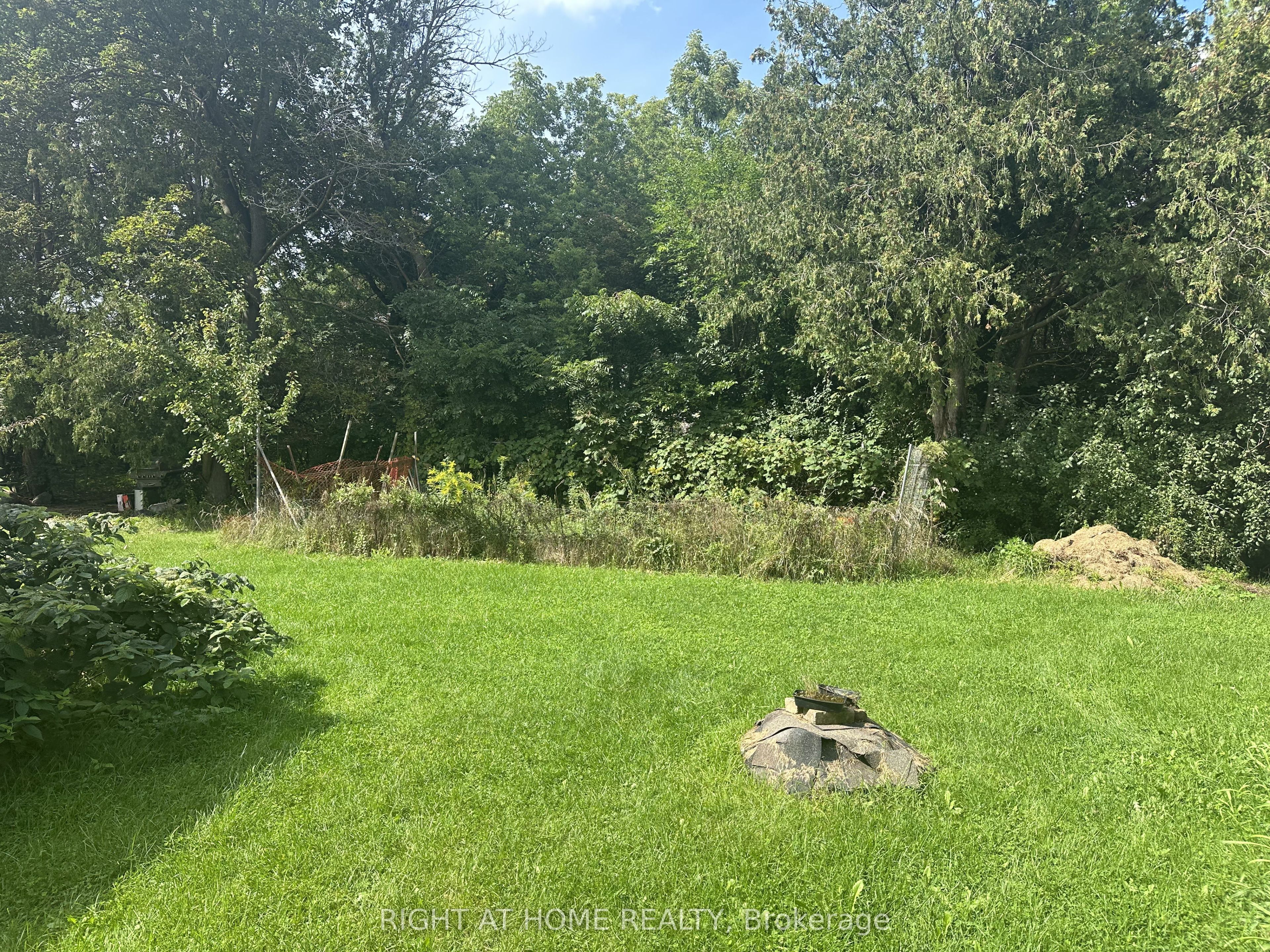 12702 Warden Avenue, Whitchurch-Stouffville, ON L4A 7X5 photo 2