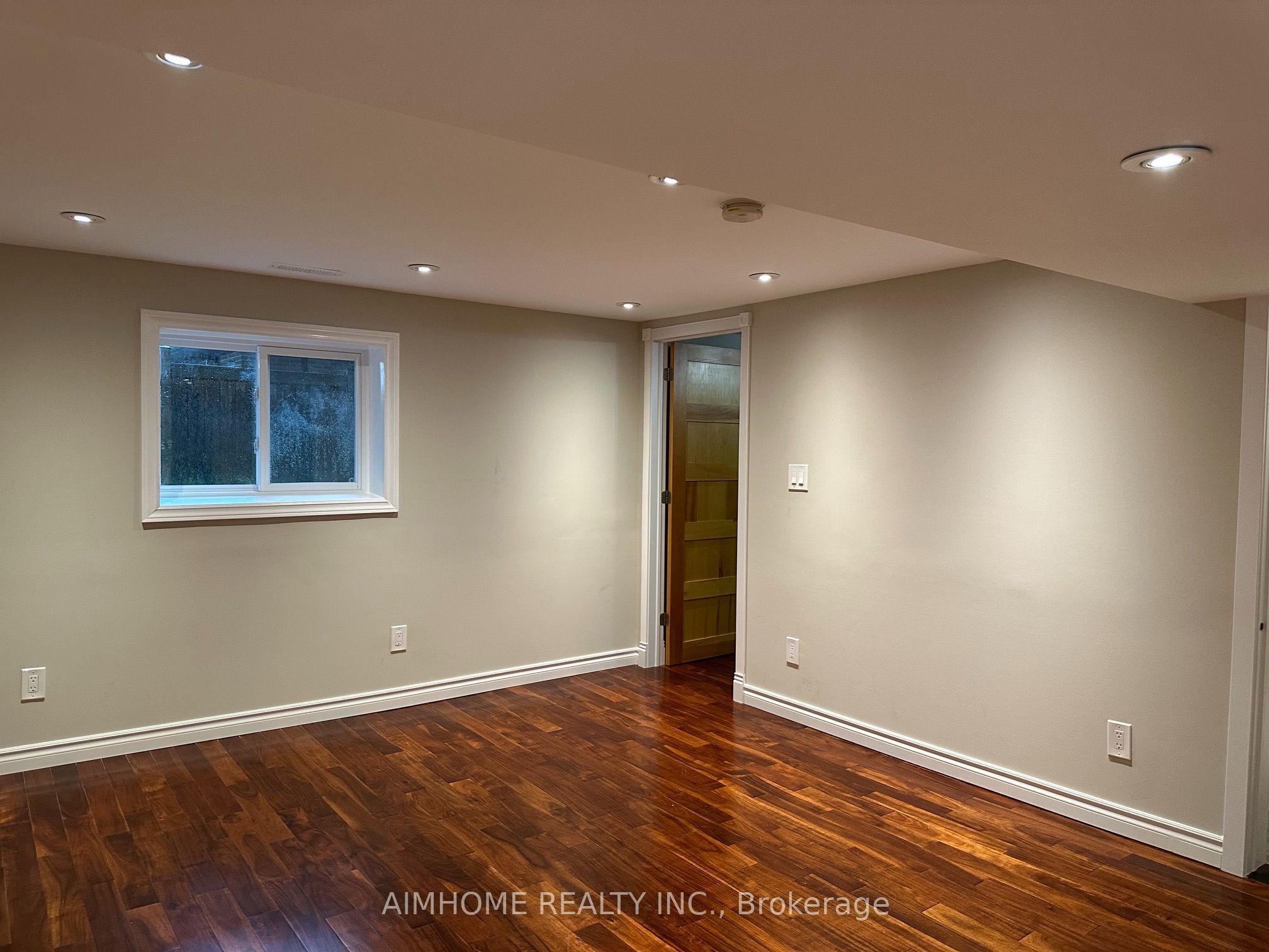35 Royal Orchard BSMT Unit Boulevard Apartment, Markham, ON L3T 3C4 photo 3