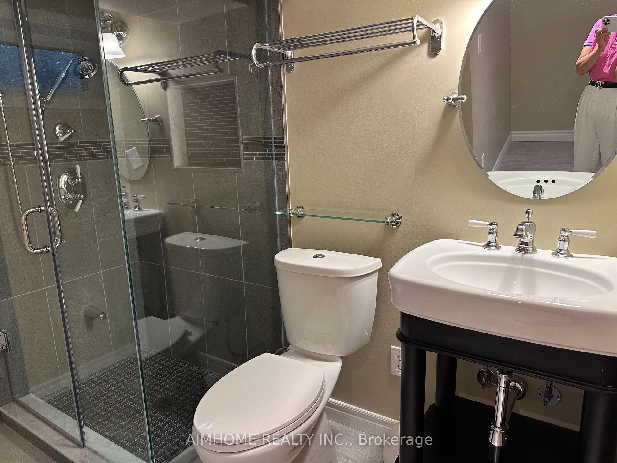 35 Royal Orchard BSMT Unit Boulevard Apartment, Markham, ON L3T 3C4 photo 4