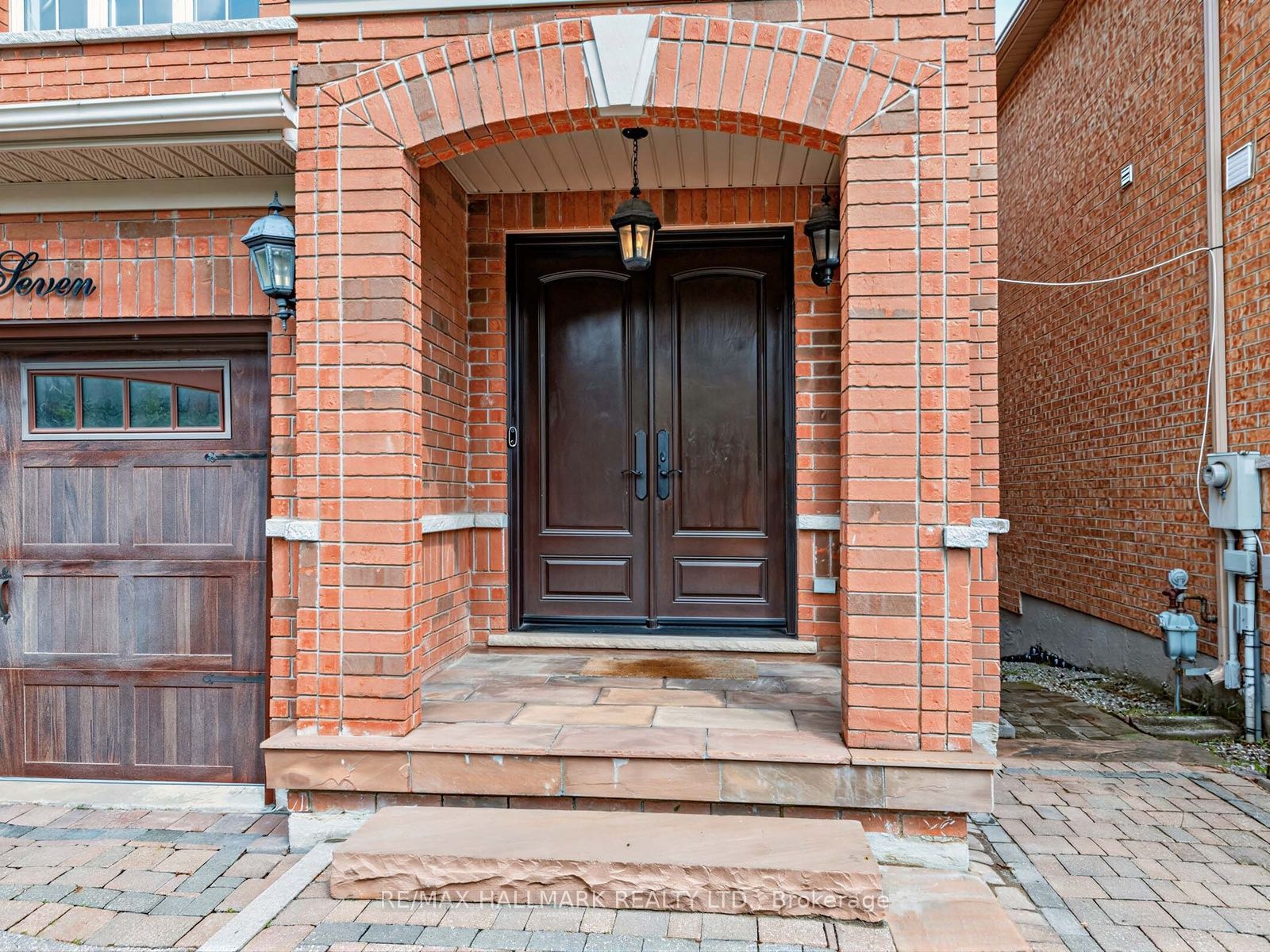 37 Cherry Bush Road, Vaughan, ON L6A 0R9 photo 3