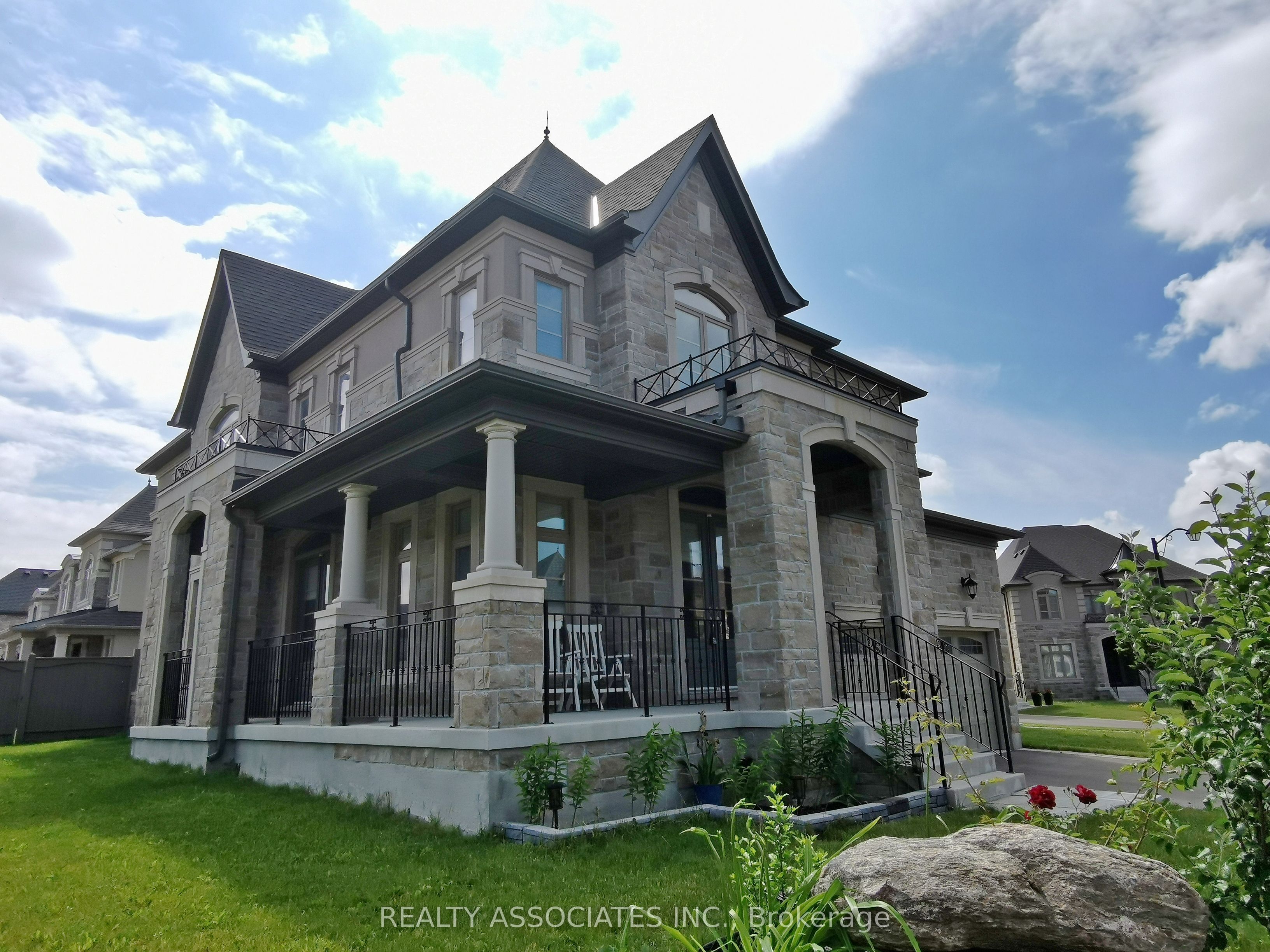 241 Stormont Trail, Vaughan, ON L4H 4P6 photo 4