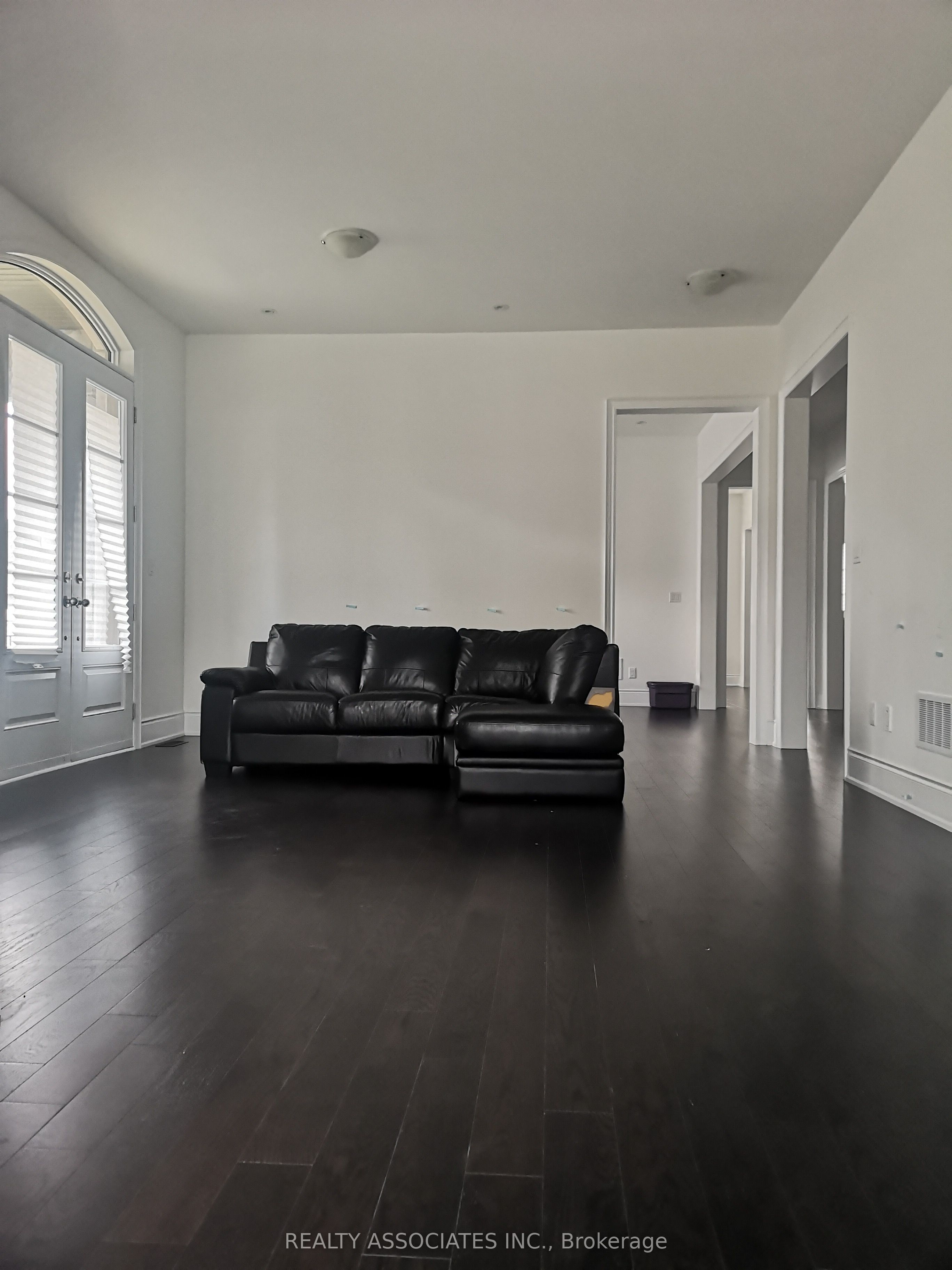 241 Stormont Trail, Vaughan, ON L4H 4P6 photo 5