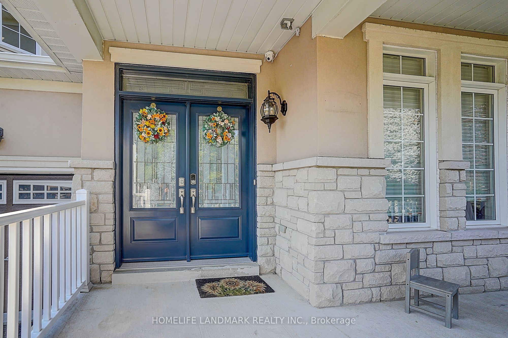 1061 Nellie Little Crescent, Newmarket, ON L3X 3E3 photo 2