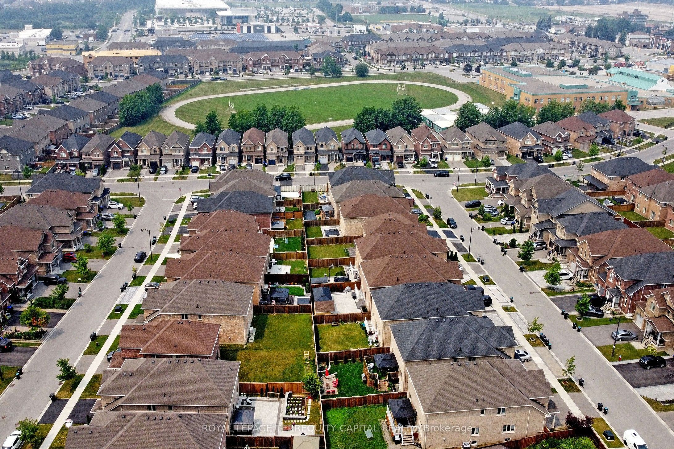124 Milby Crescent, Bradford West Gwillimbury, ON L3Z 0X8 photo 3
