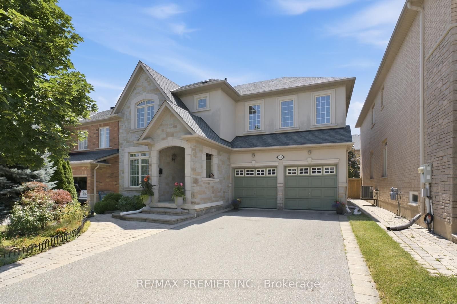 63 Summeridge Drive, Vaughan, ON L4J 8T3 photo 3