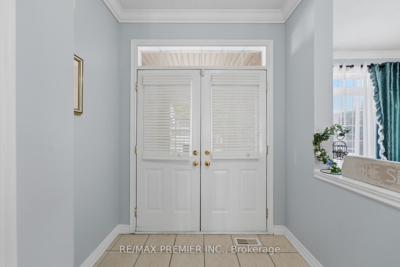 63 Summeridge Drive, Vaughan, ON L4J 8T3 photo 5
