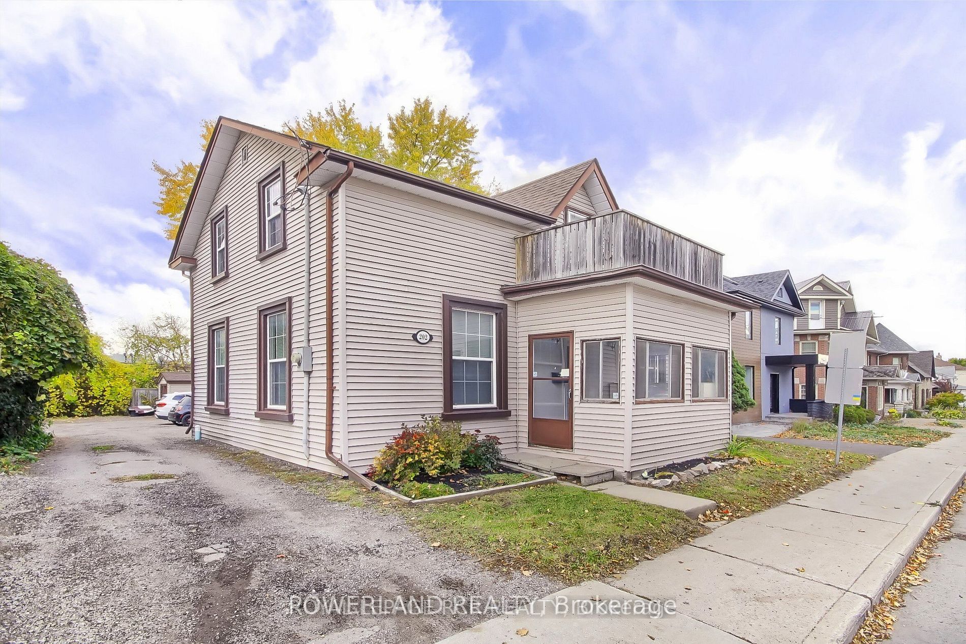 202 Prospect Street W Apt #2, Newmarket, ON L3Y 3T6 photo 3