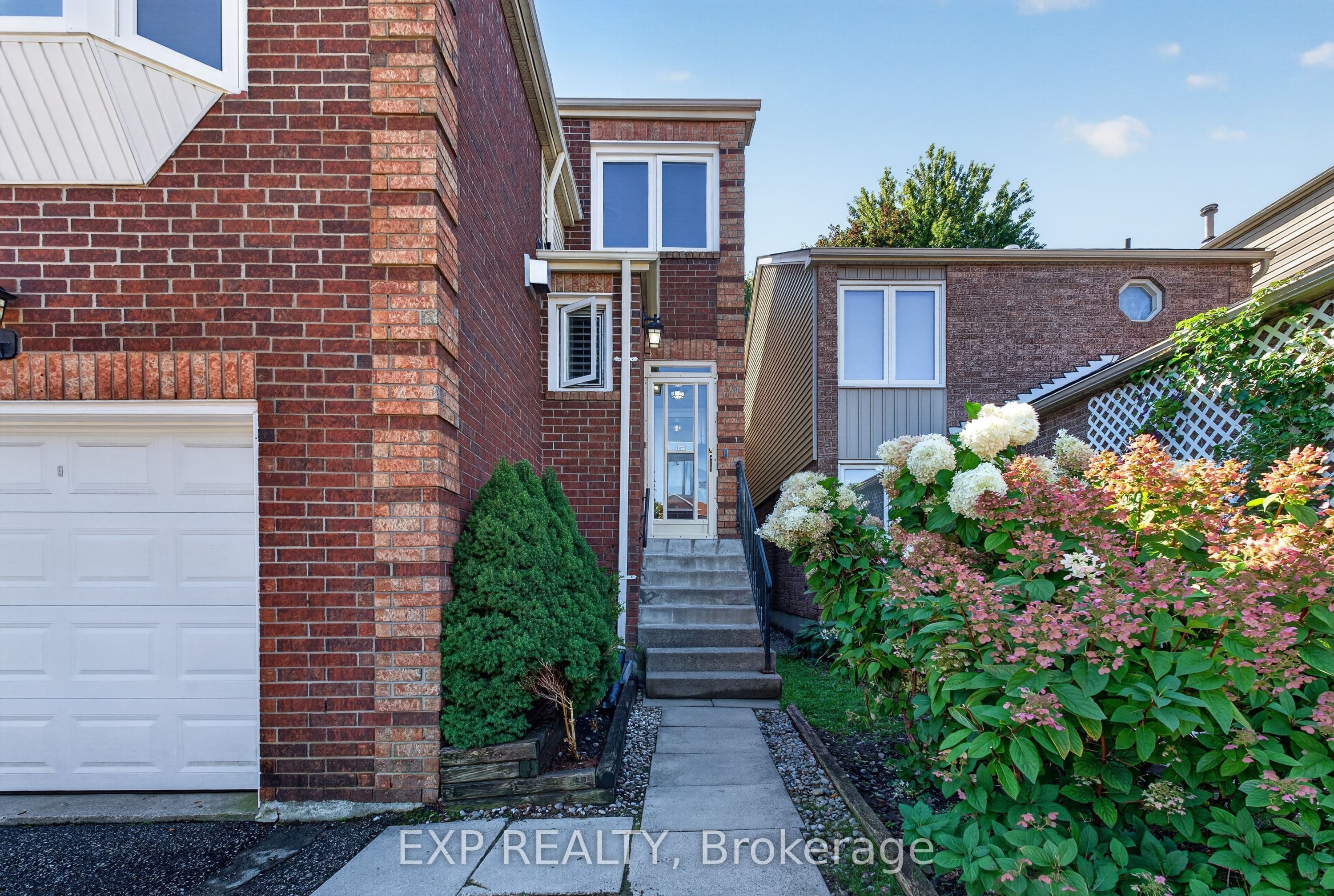 109 Winding Lane, Vaughan, ON L4J 5J1 photo 2