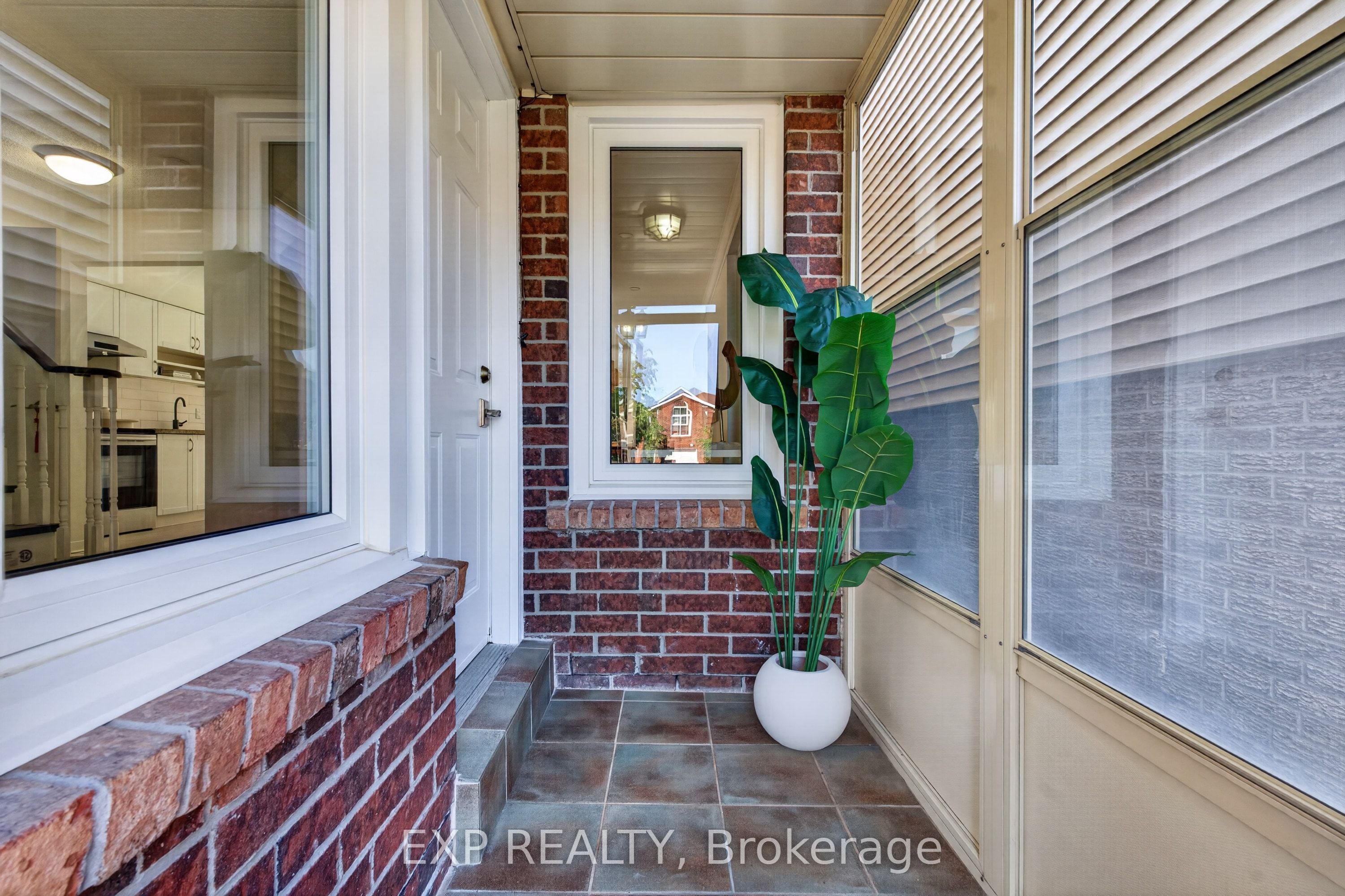 109 Winding Lane, Vaughan, ON L4J 5J1 photo 3