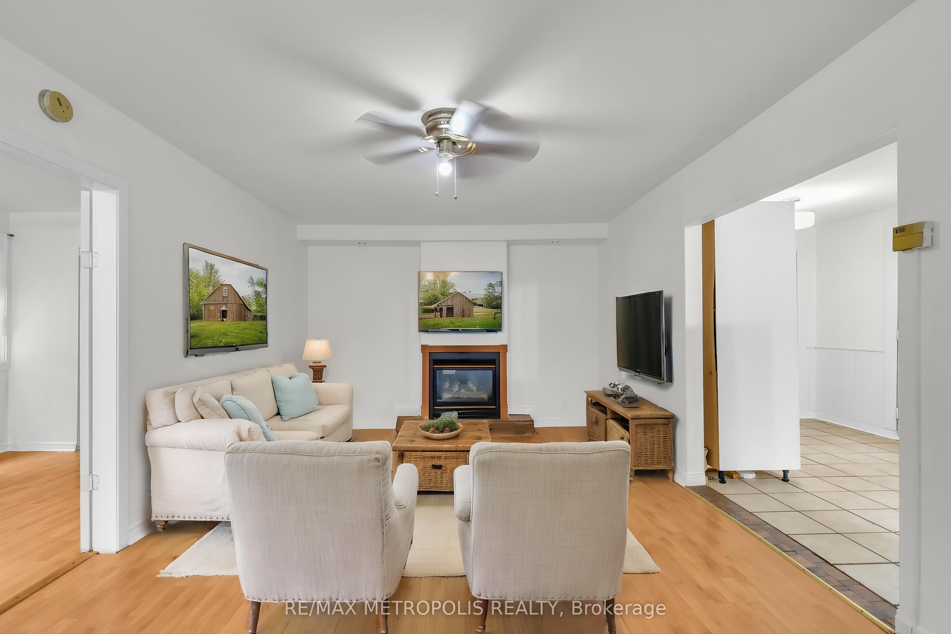 856 Central Avenue, Innisfil, ON L9S 1Y8 photo 5