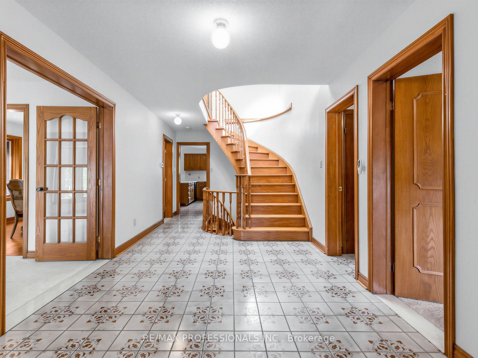 157 Coon's Road, Richmond Hill, ON L4E 2P7 photo 4