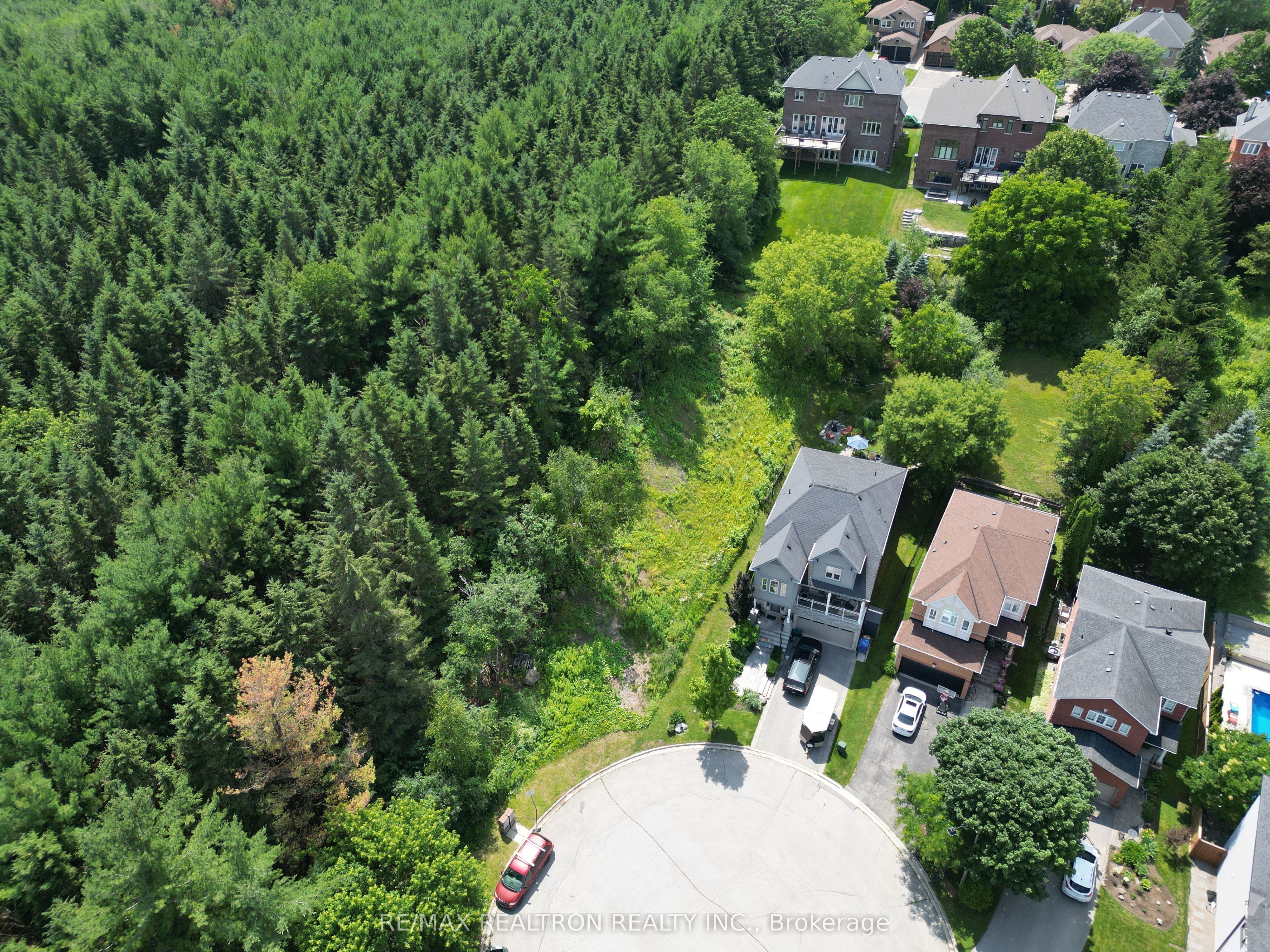 119 Stemmle Drive, Aurora, ON L4G 6N8 photo 5
