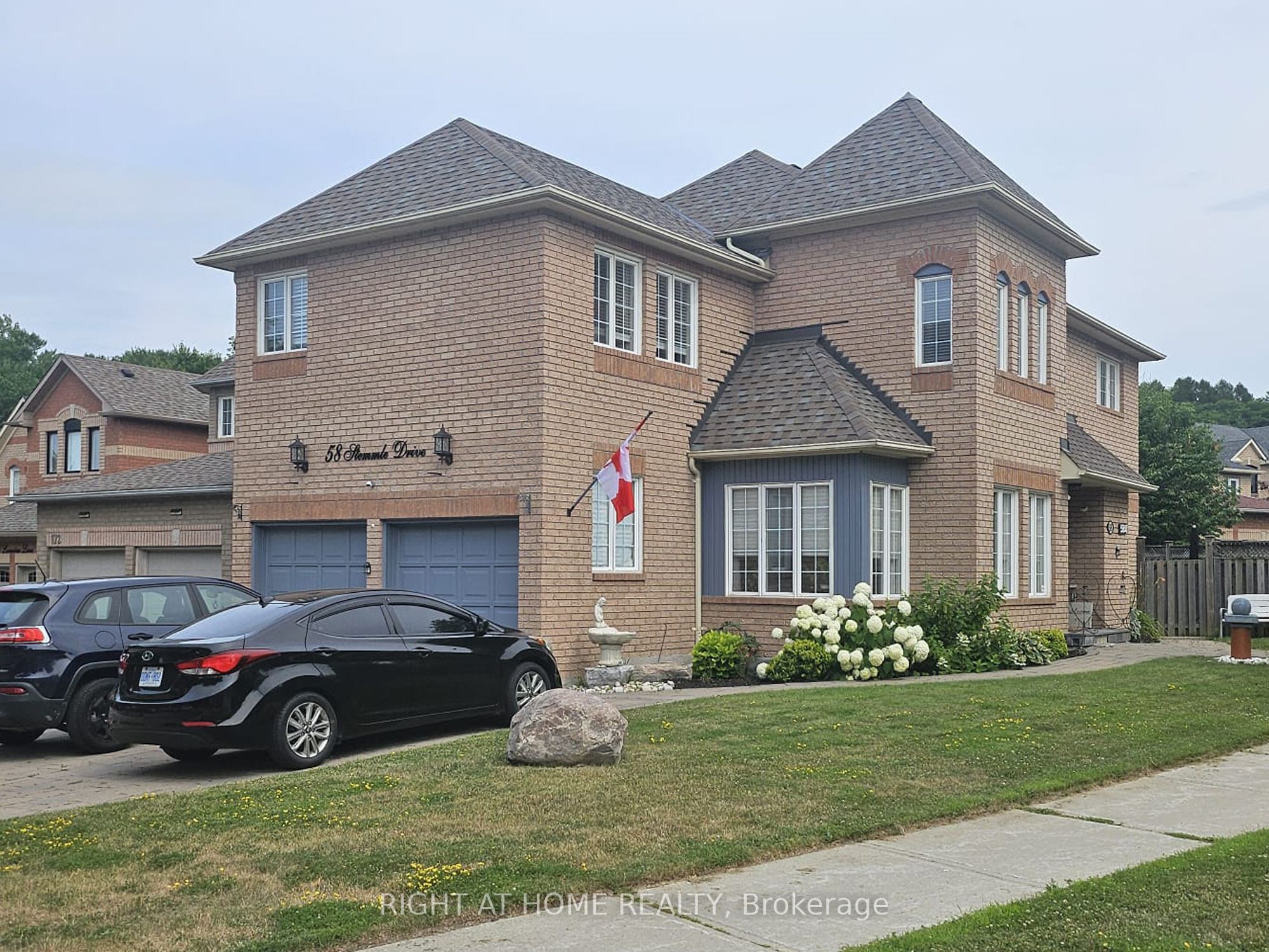 58 Stemmle Drive Basement, Aurora, ON L4G 6N4