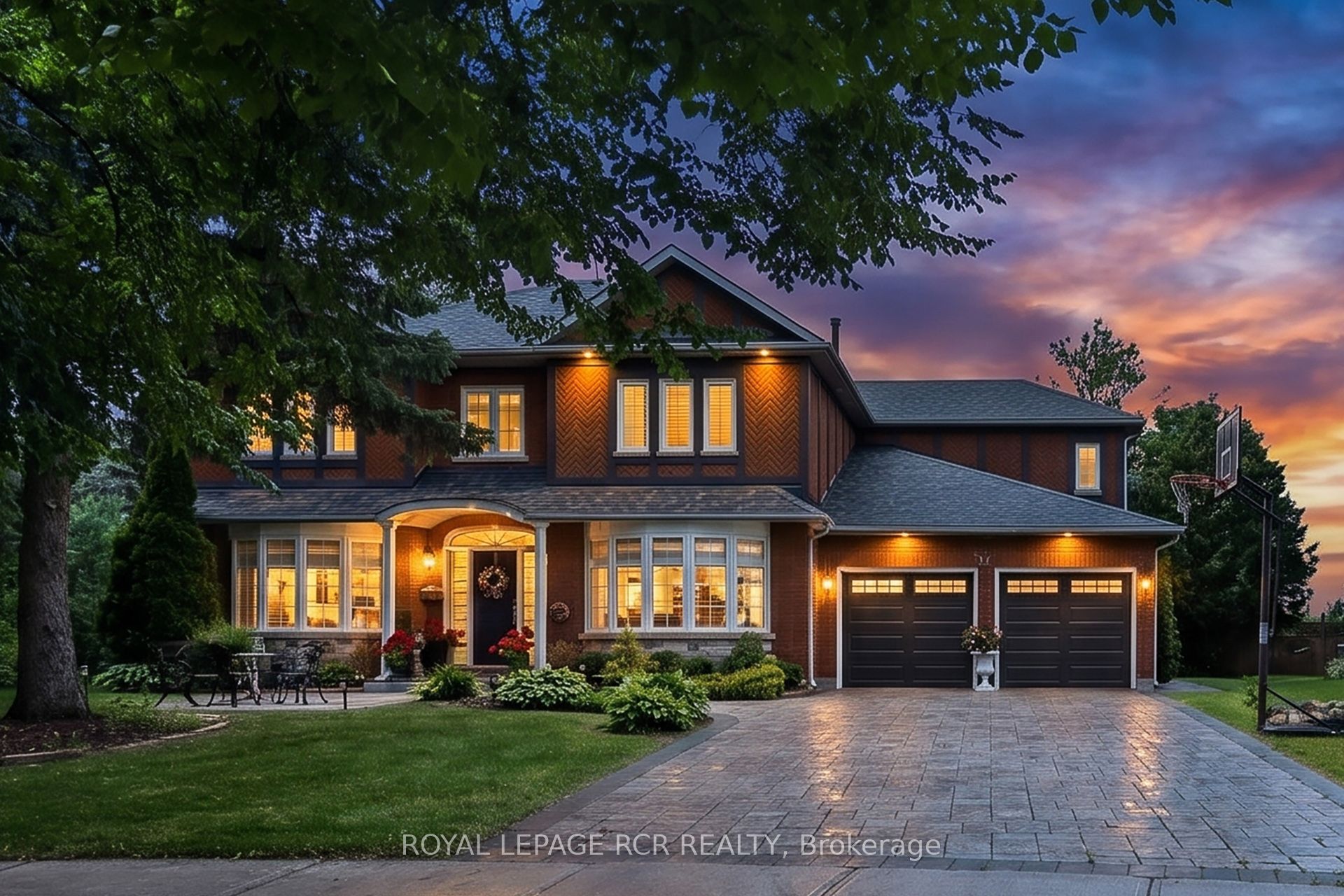 713 Exceller Circle, Newmarket, ON L3X 1P4