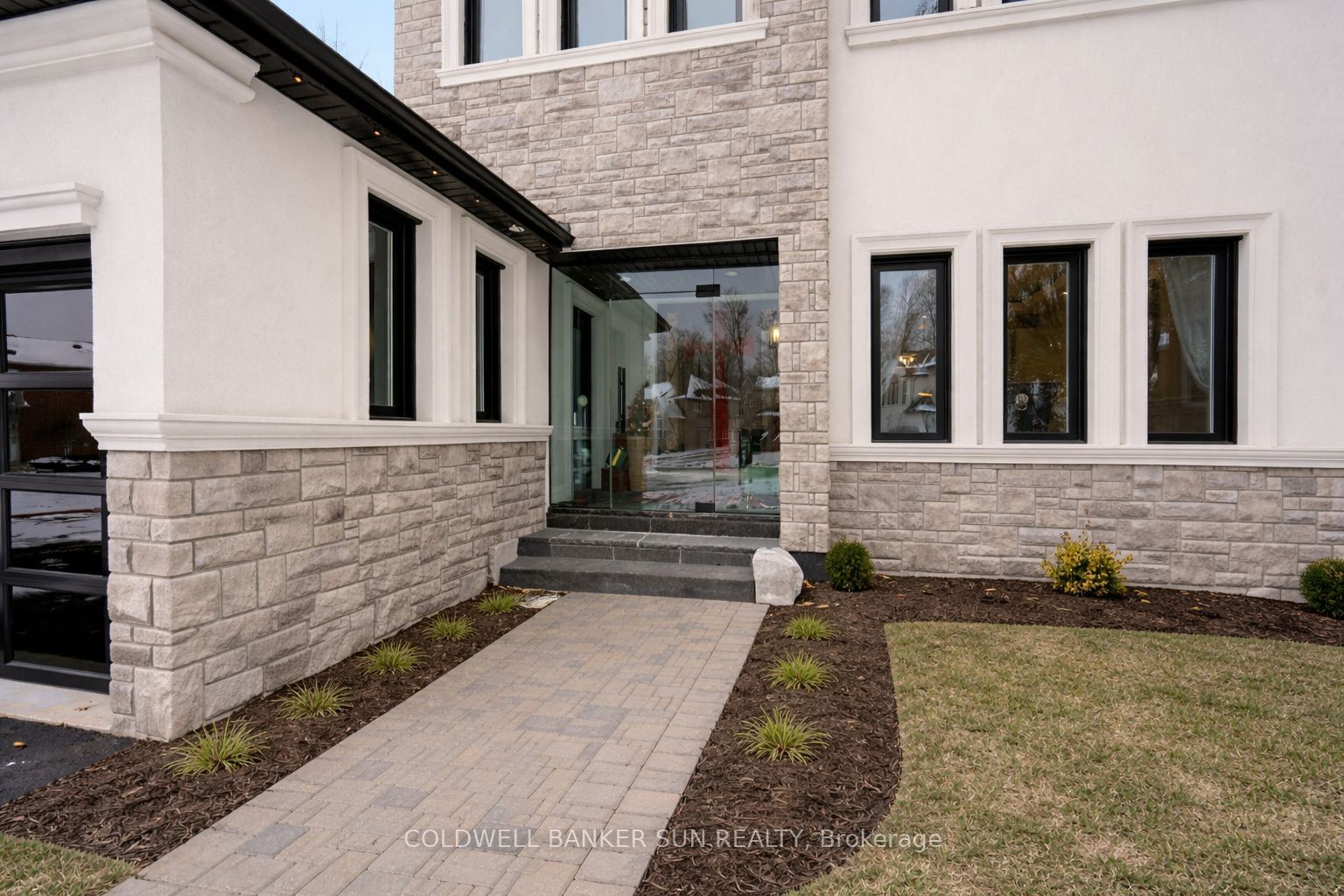 34 Previn Court, New Tecumseth, ON L9R 1N8 photo 5