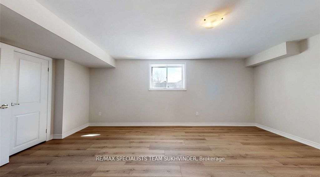 245A Andy Crescent Lower, Vaughan, ON L4H 1C6 photo 3
