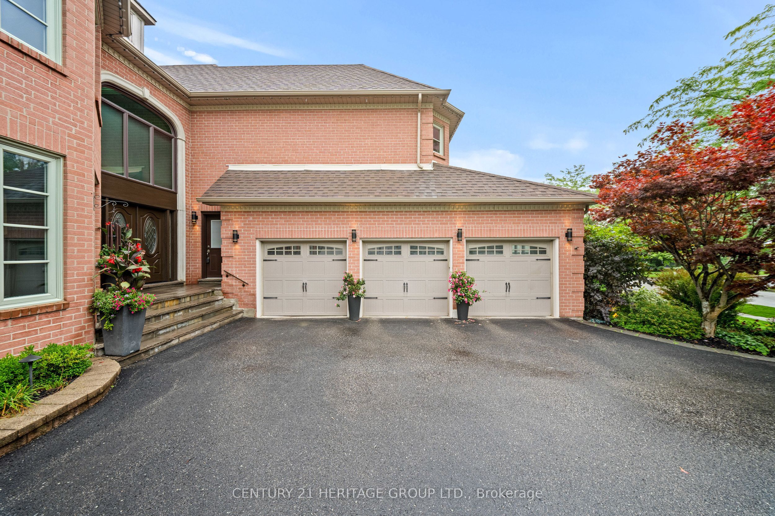48 Carlyle Crescent, Aurora, ON L4G 6P6 photo 3