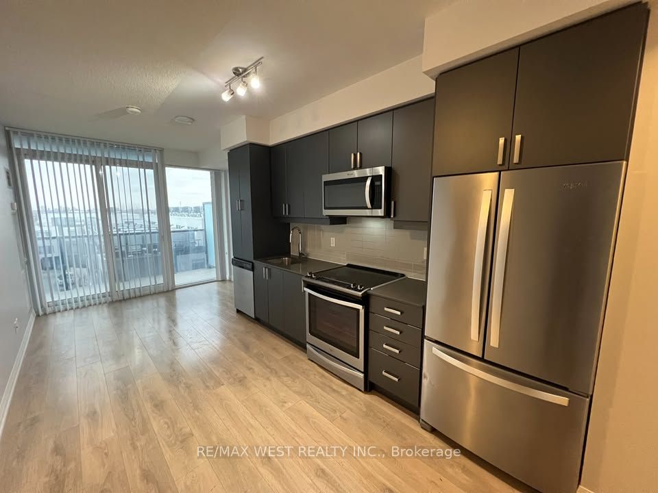 7895 Jane Street 301, Vaughan, ON L4K 2M7 photo 2