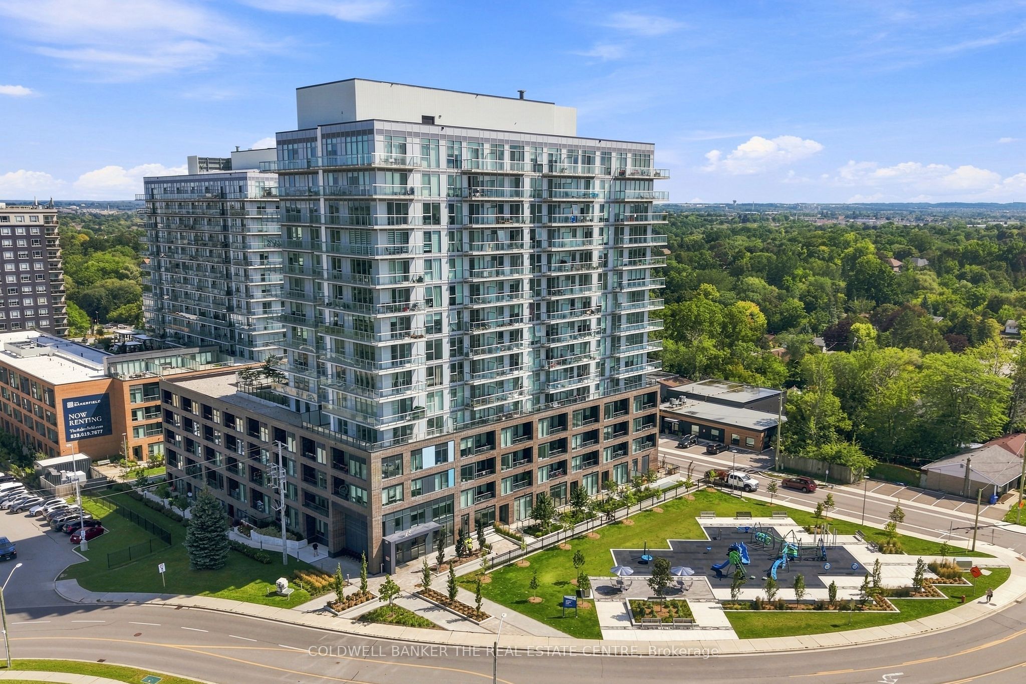 185 Deerfield Road 220, Newmarket, ON L2Y 0G7 photo 4