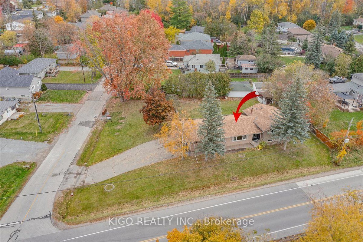 5 Evelyn Avenue Upper, Georgina, ON L4P 3C8 photo 4