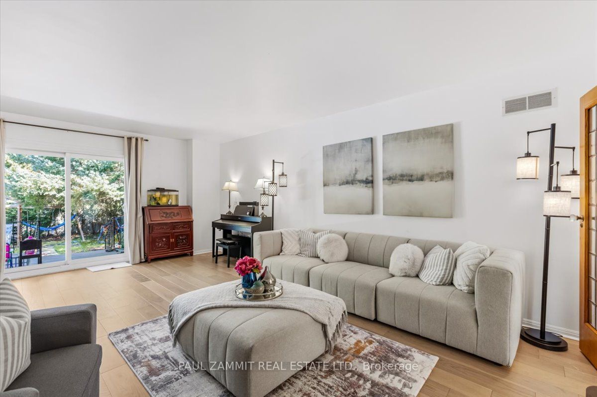 46 Castle Harbour Lane, Markham, ON L3T 3A2 photo 5